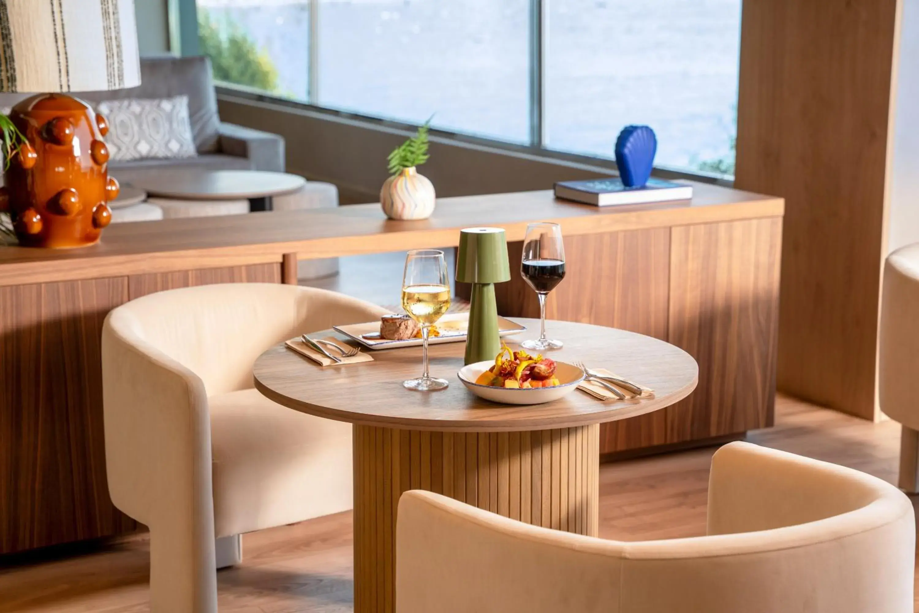 Restaurant/places to eat in INNSiDE by Meliá Alicante Porta Maris Restaurant/places to eat in INNSiDE by Meliá Alicante Porta Maris