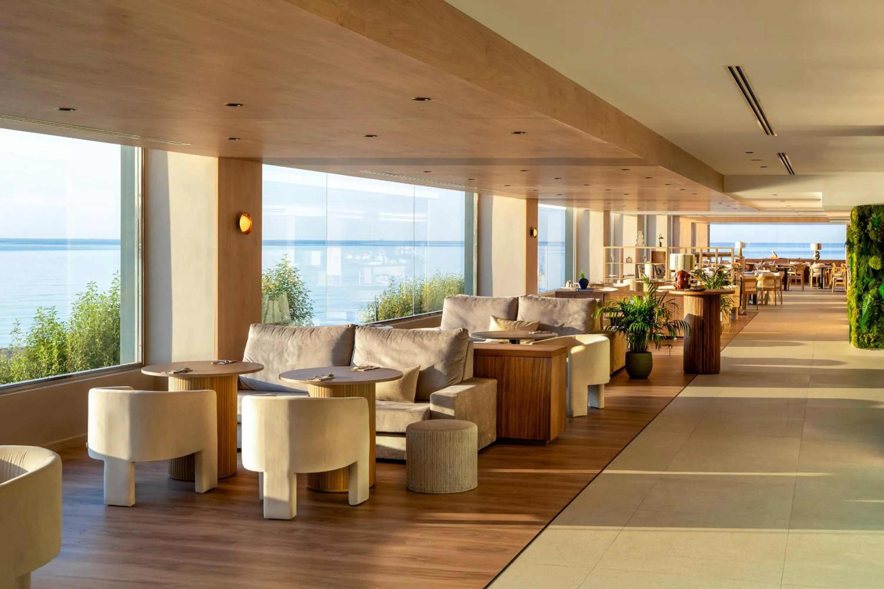 Restaurant/places to eat in INNSiDE by Meliá Alicante Porta Maris