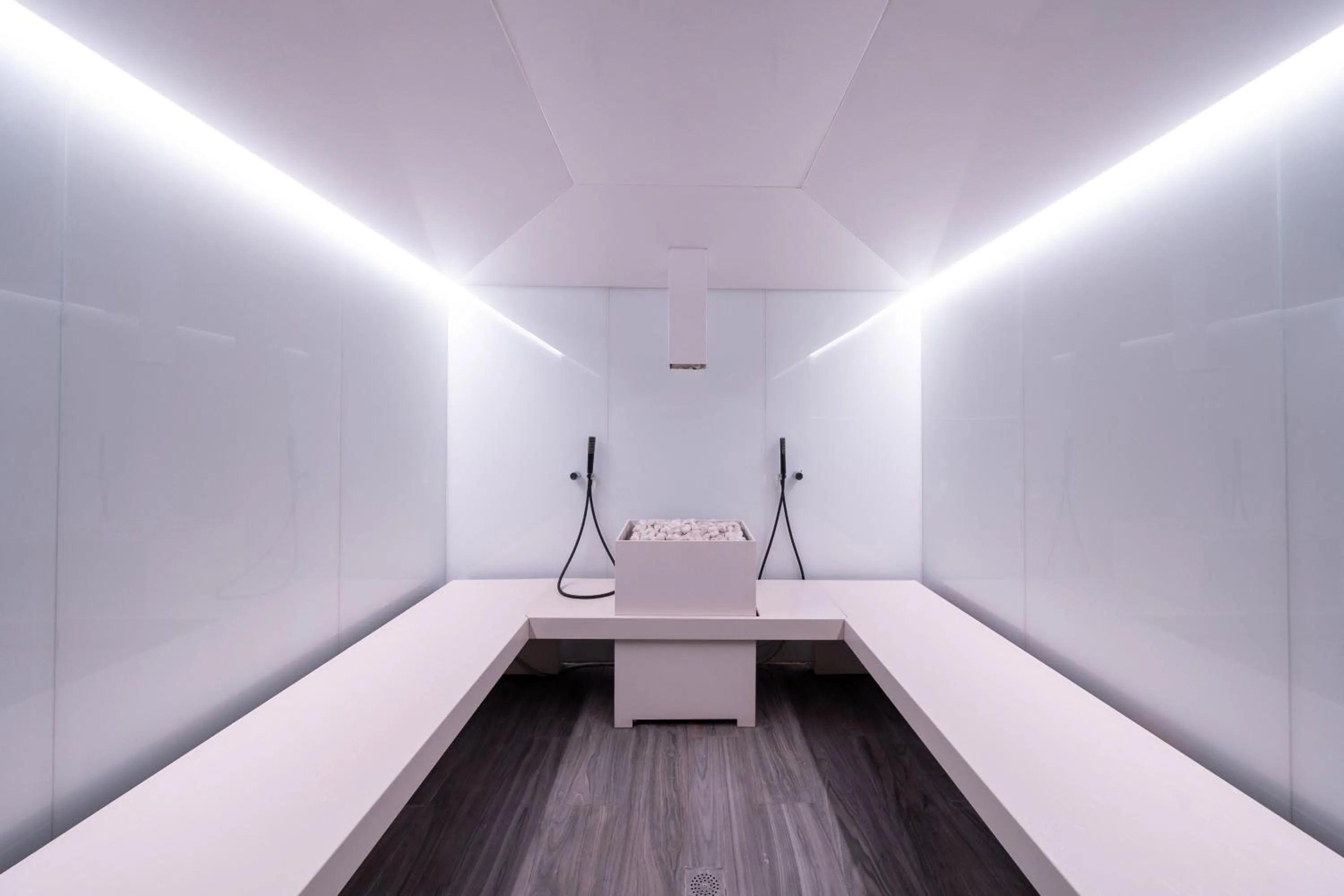 Spa and wellness centre/facilities in INNSiDE by Meliá Alicante Porta Maris