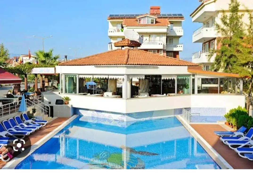 Pool view in İrem Greenside Apart Pool view in İrem Greenside Apart