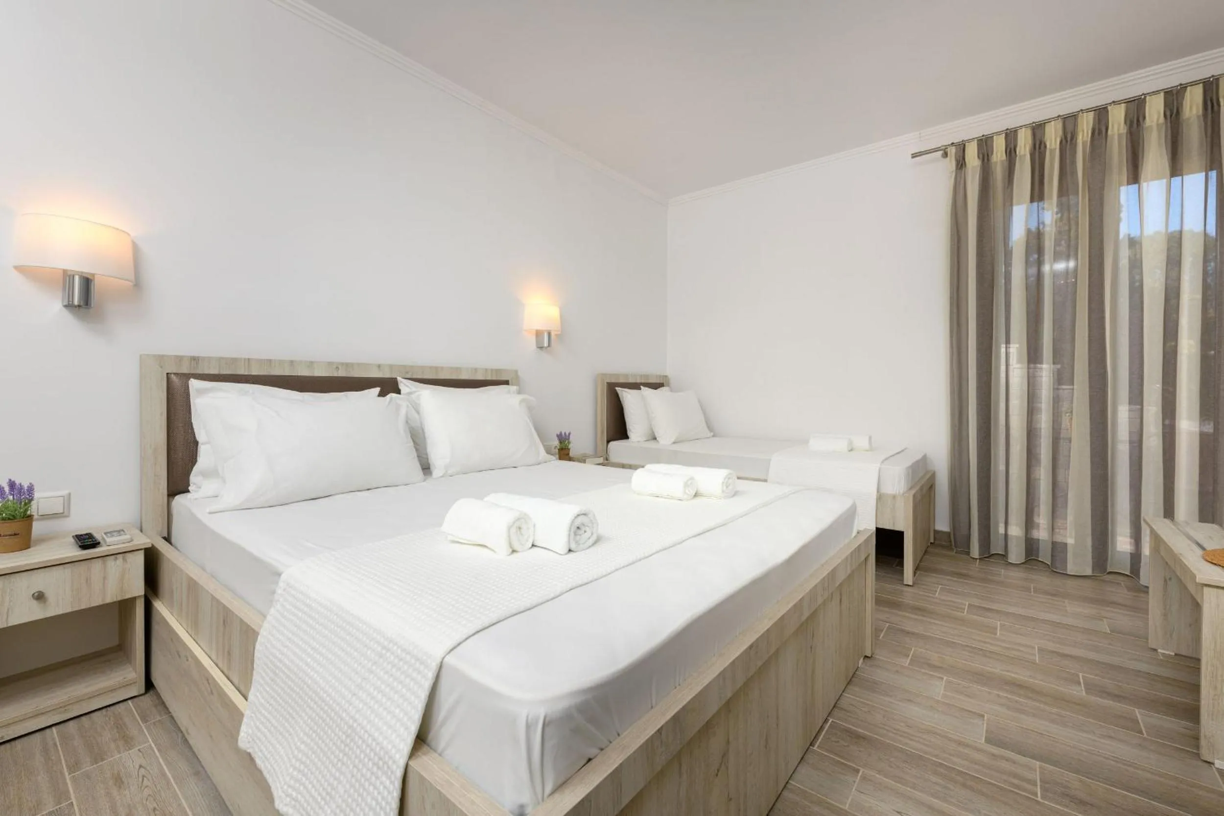 Bedroom, Bed in Aspa's House