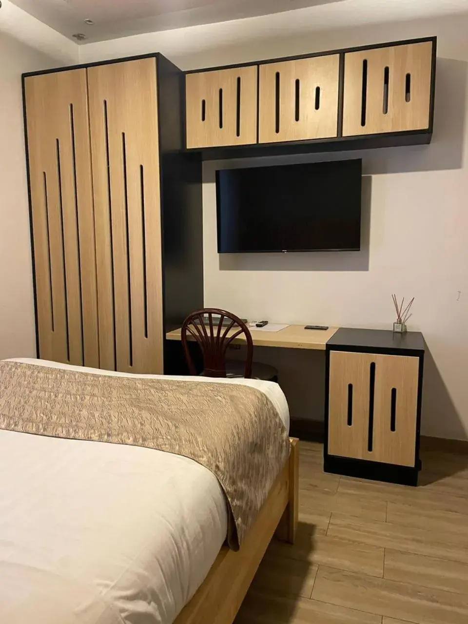 Small Double Room - single occupancy in Saphir Boutique Hotel Small Double Room - single occupancy in Saphir Boutique Hotel