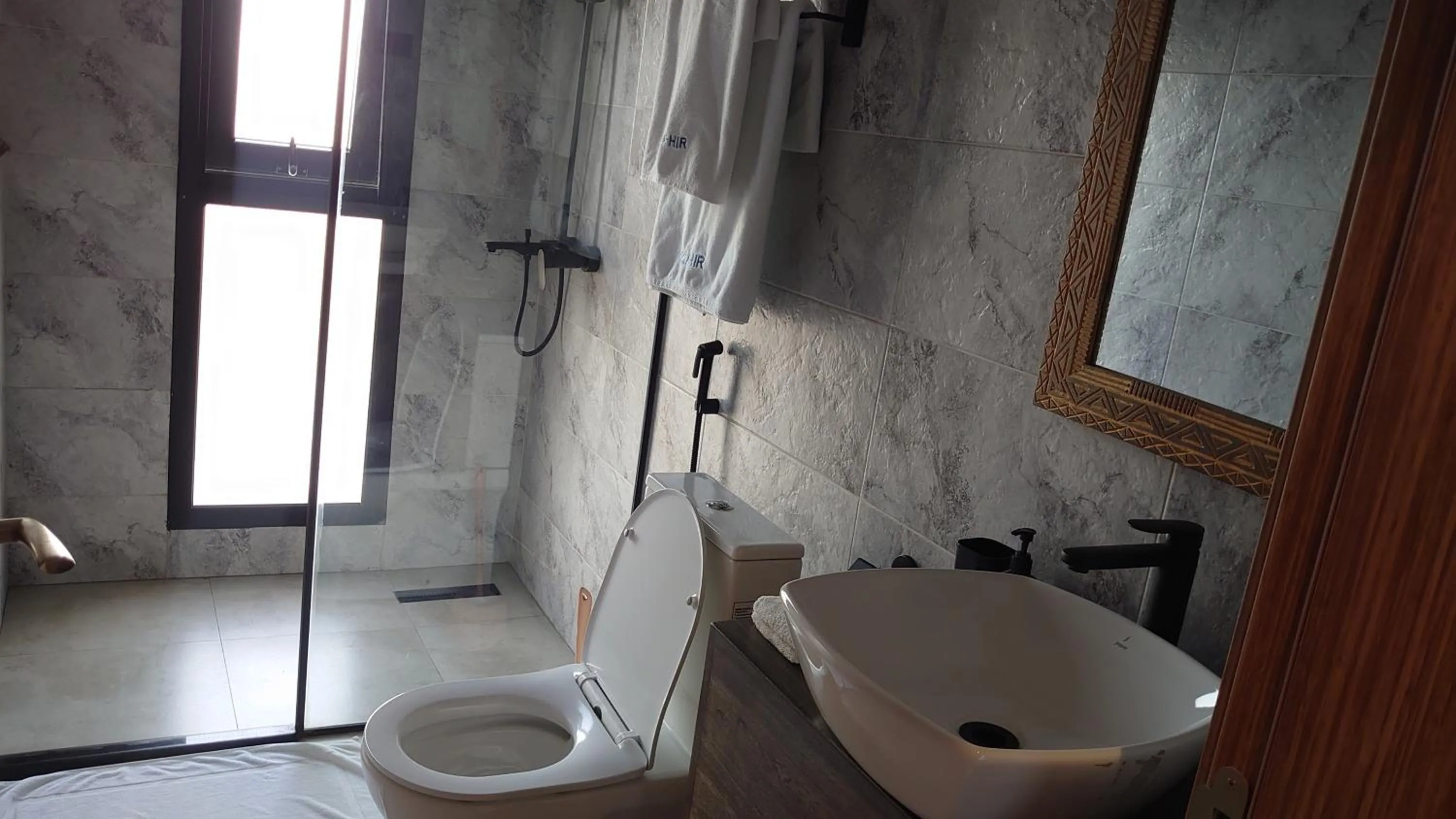 Bathroom in Saphir Boutique Hotel