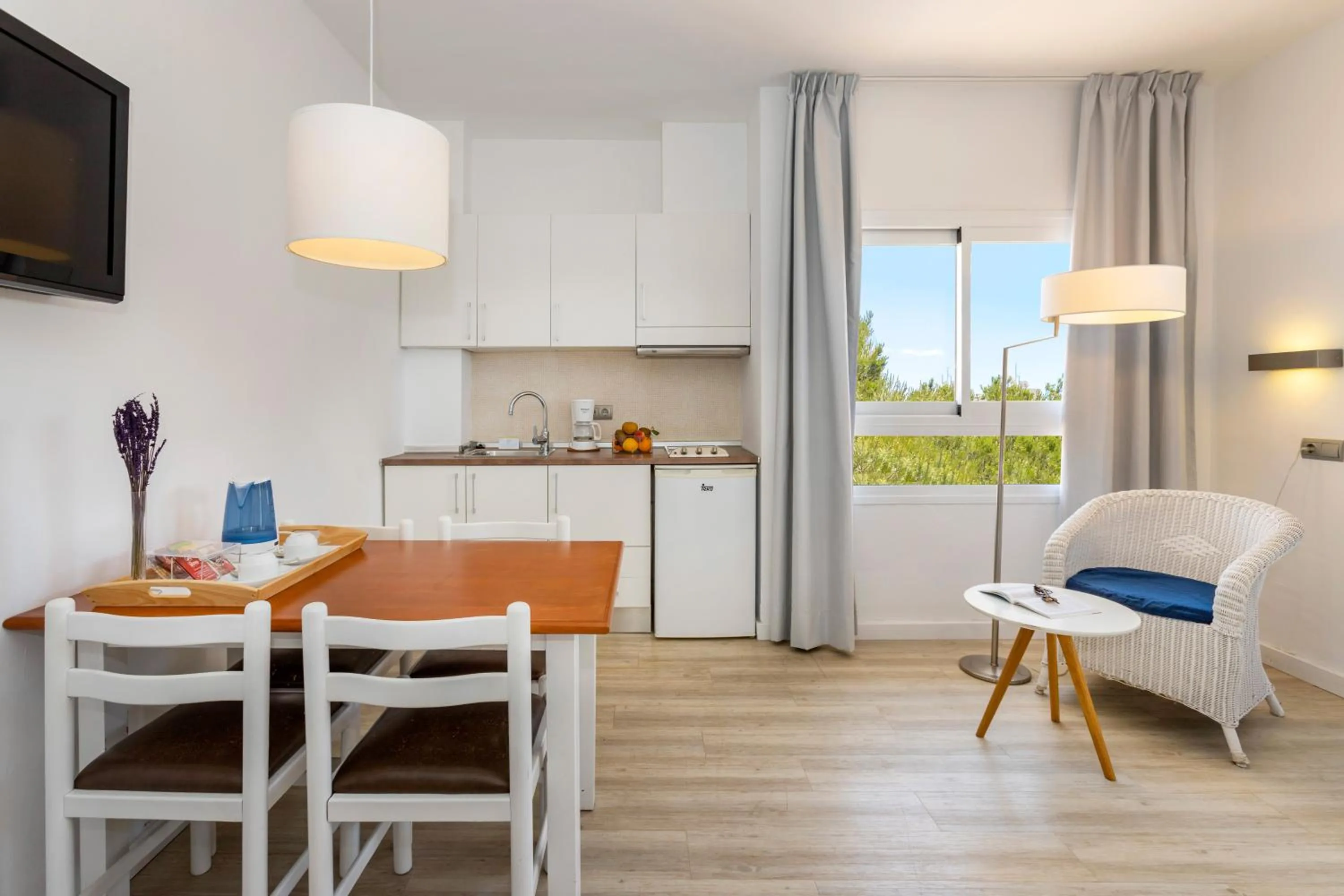 Kitchen or kitchenette in Houm Plaza Son Rigo