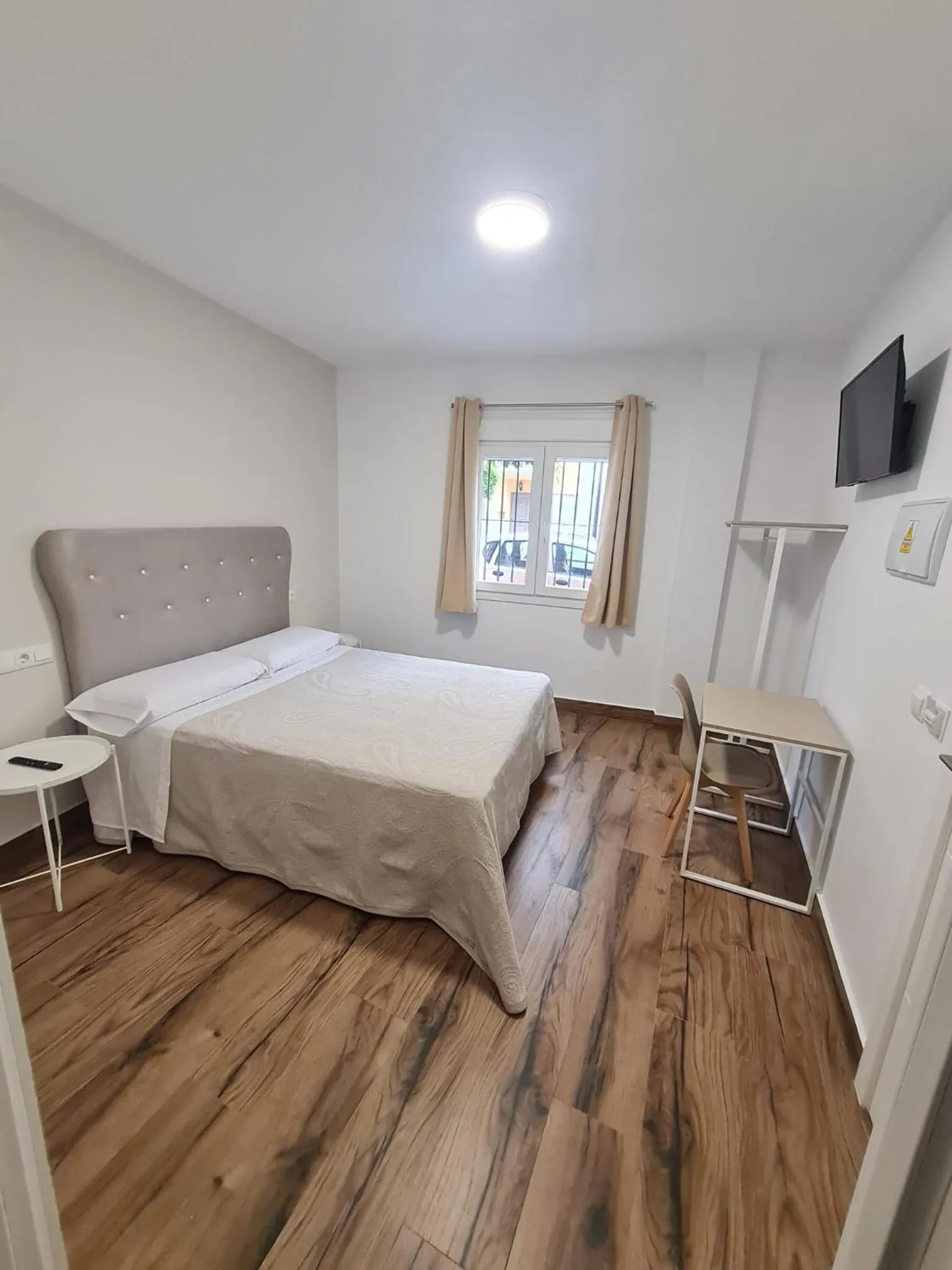 Hostal Santa Ana