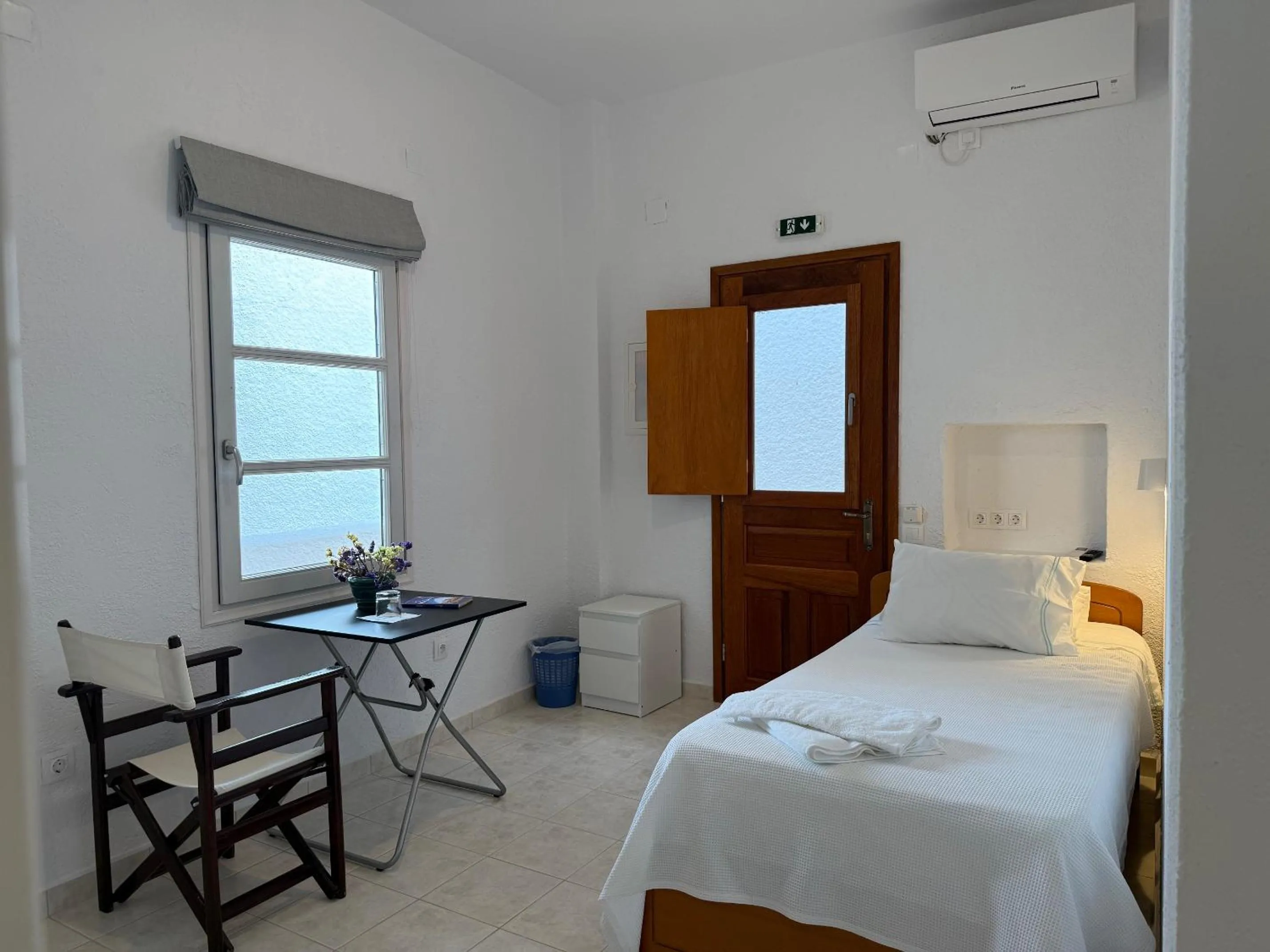 Bedroom, Bed in Golden Sun Hotel Patmos