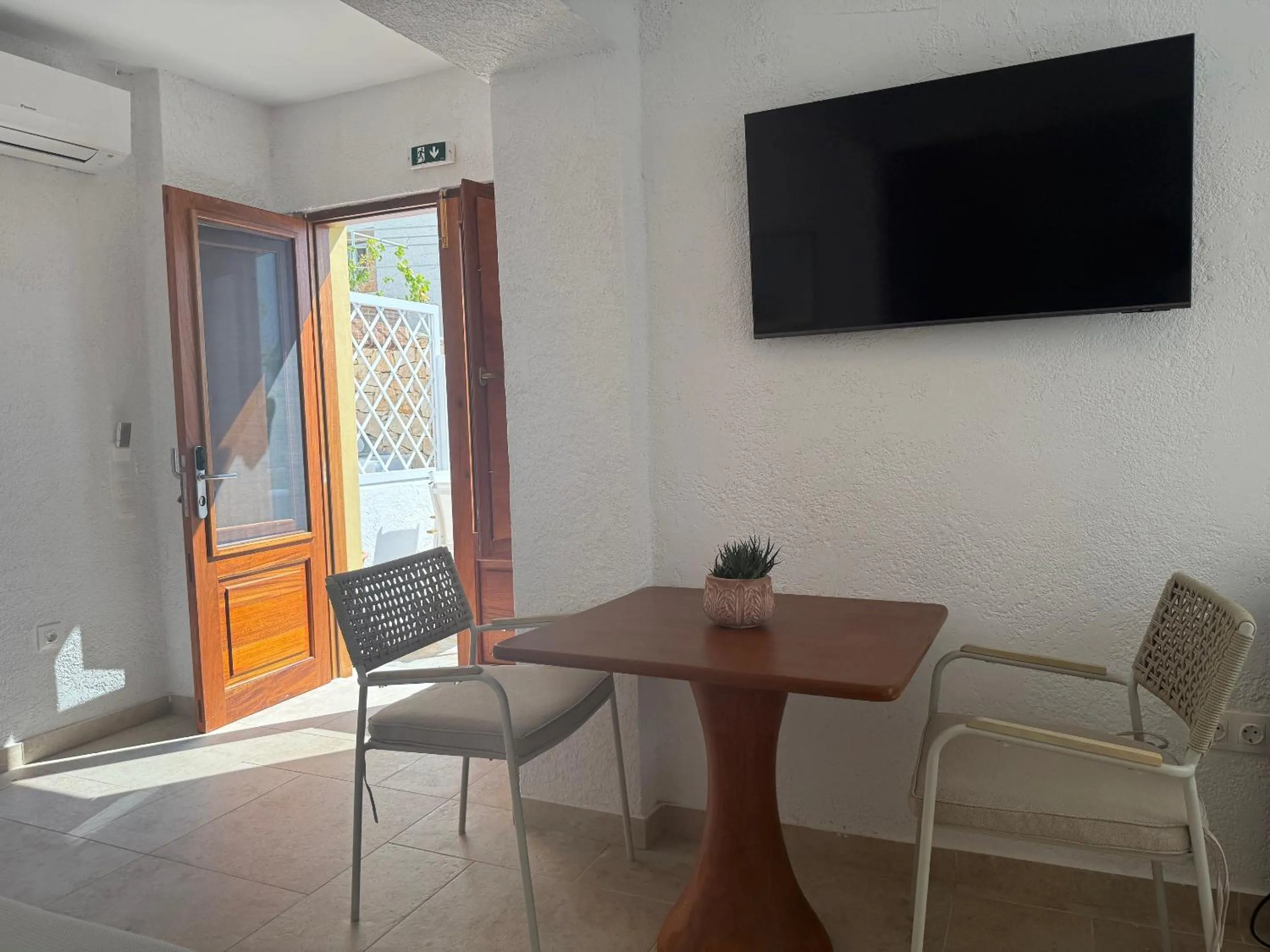 Dining area in Golden Sun Hotel Patmos