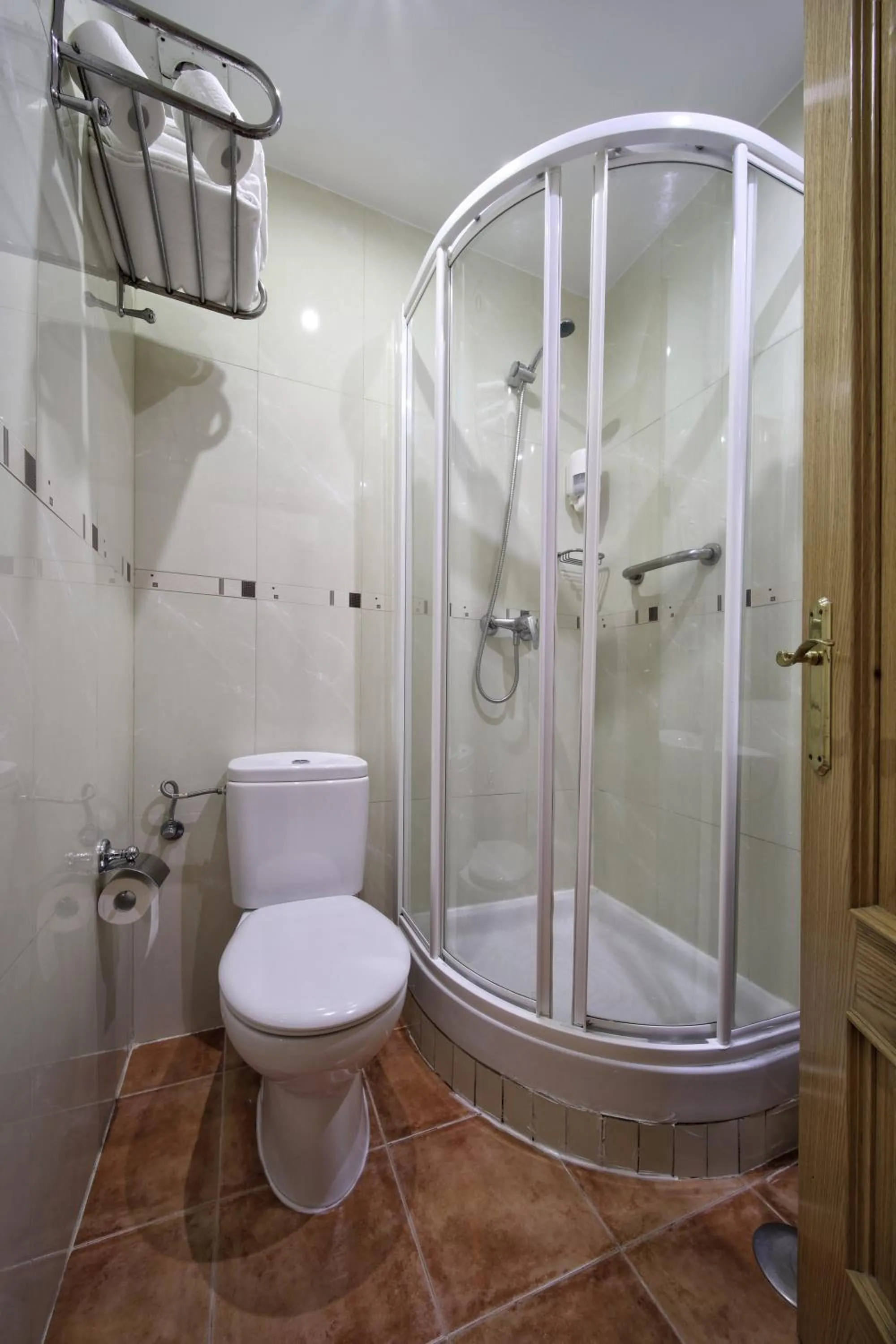 Shower in Hostal Las Fuentes