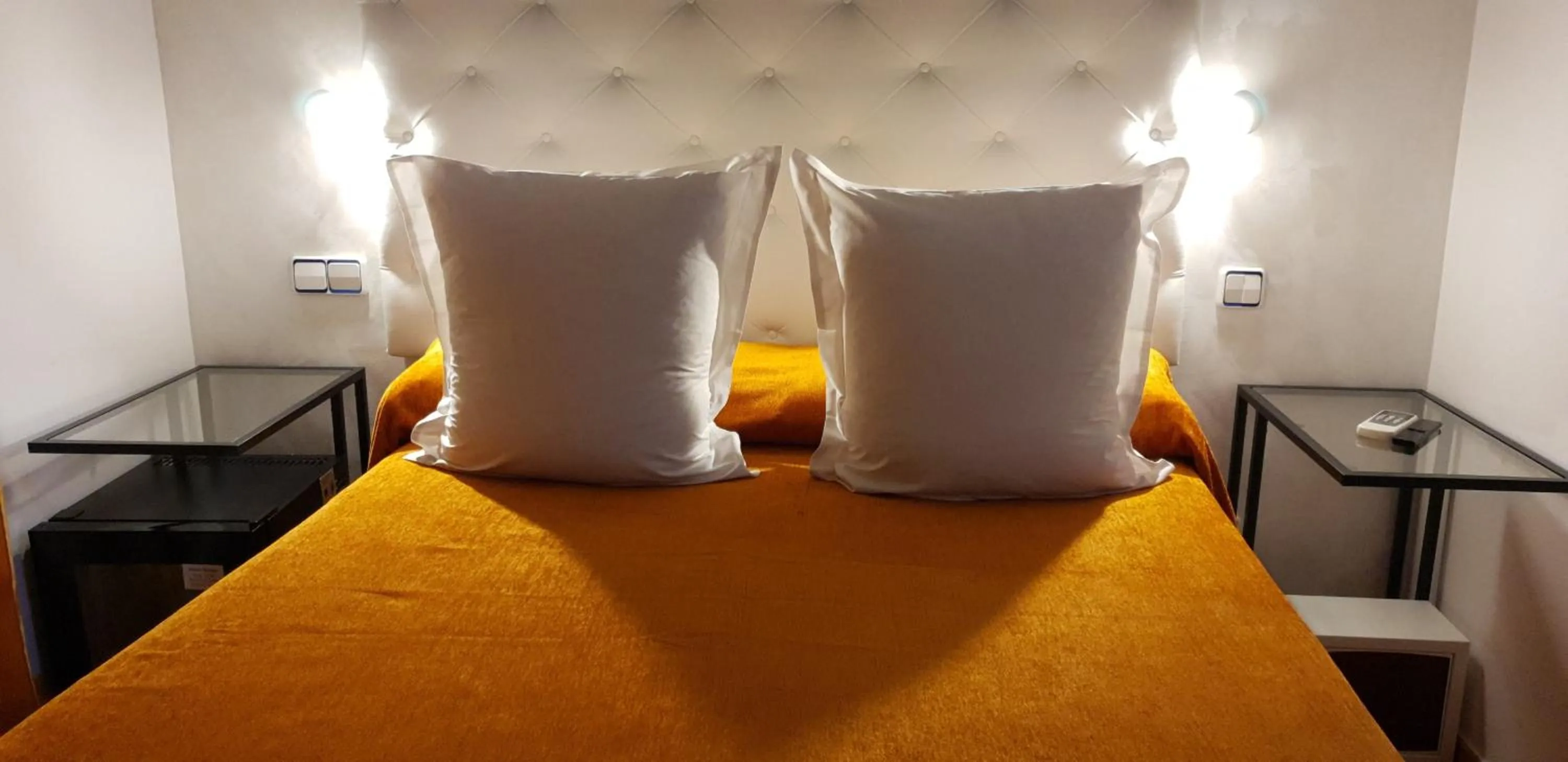 Bed in Hostal Las Fuentes