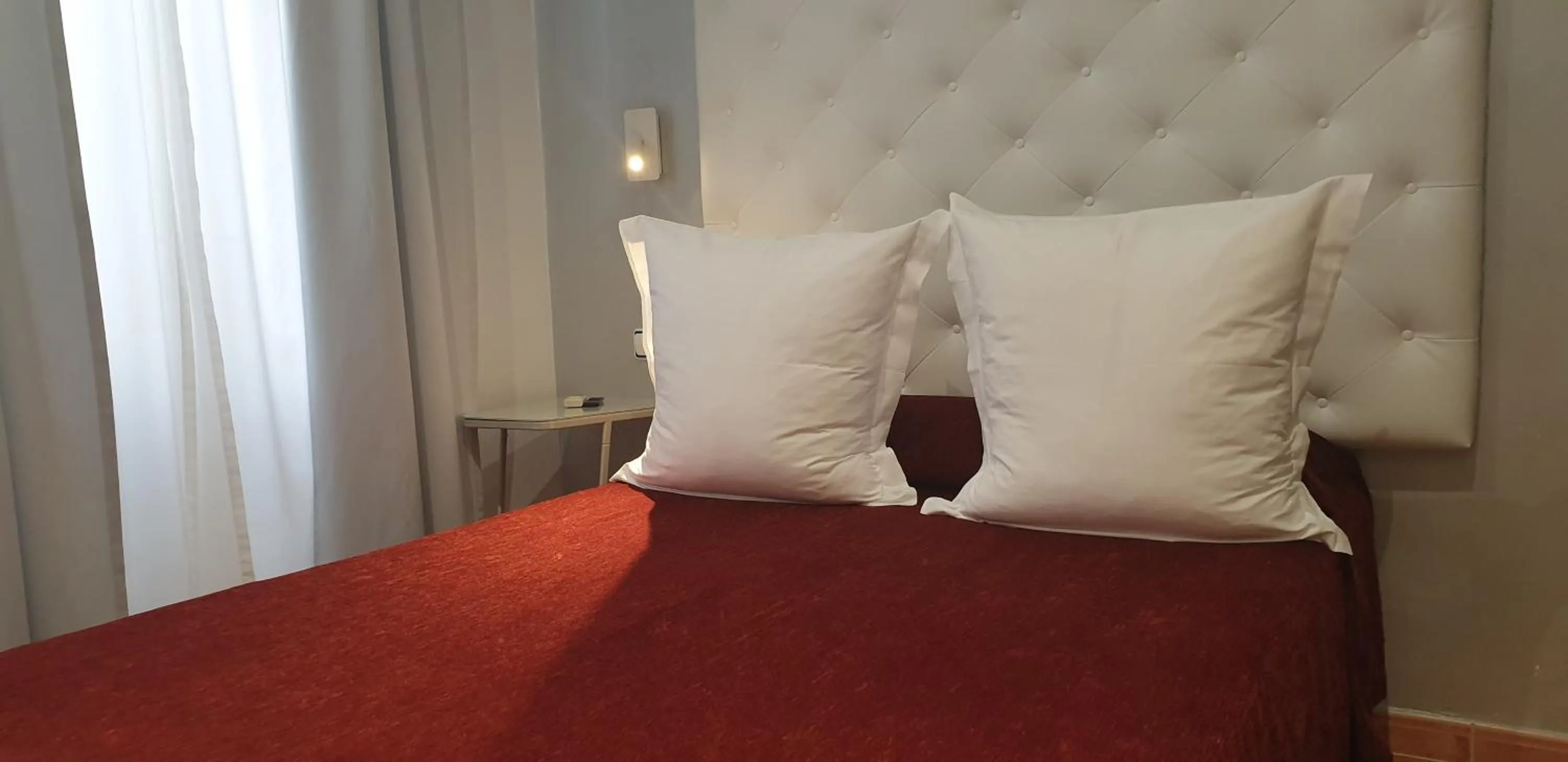 Bed in Hostal Las Fuentes