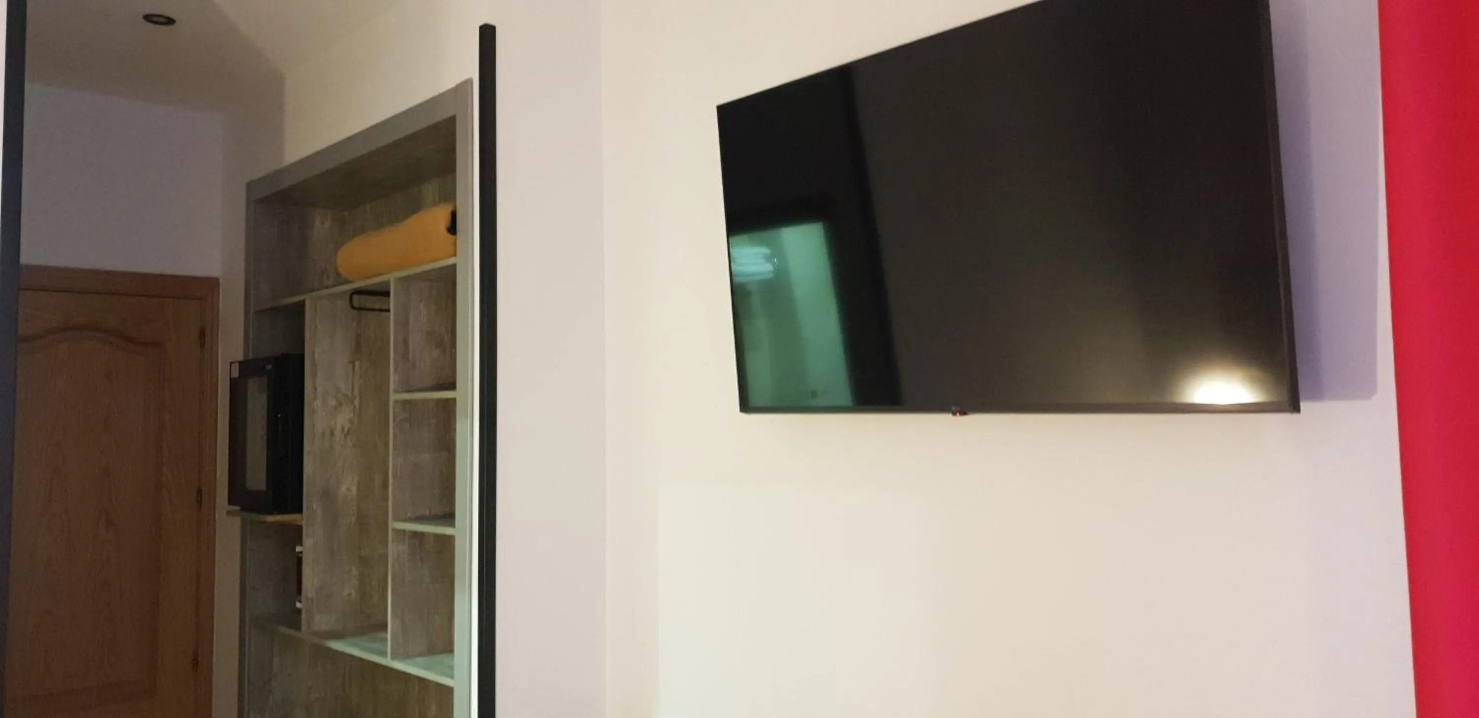 TV and multimedia in Hostal Las Fuentes