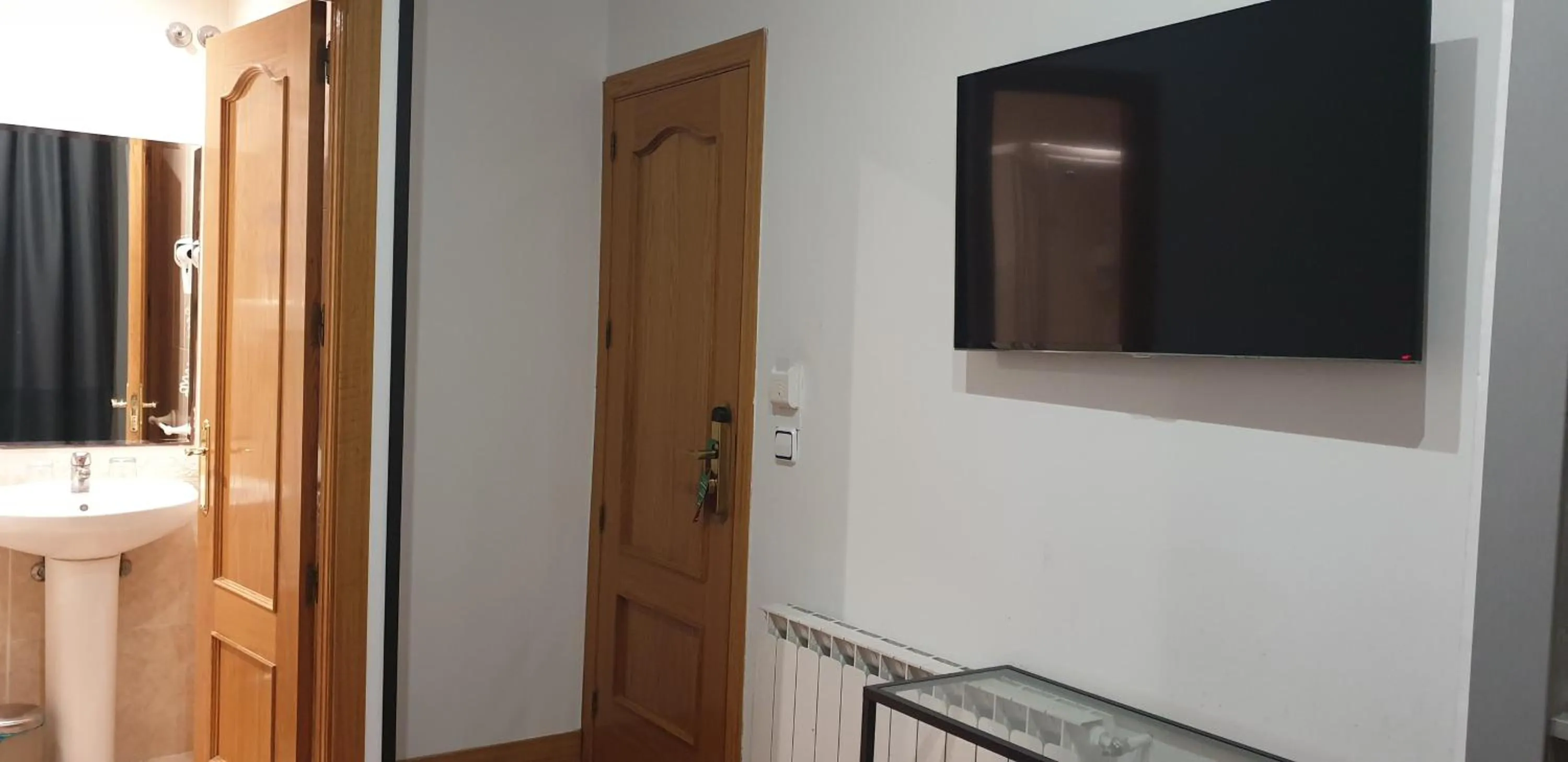 Bathroom in Hostal Las Fuentes