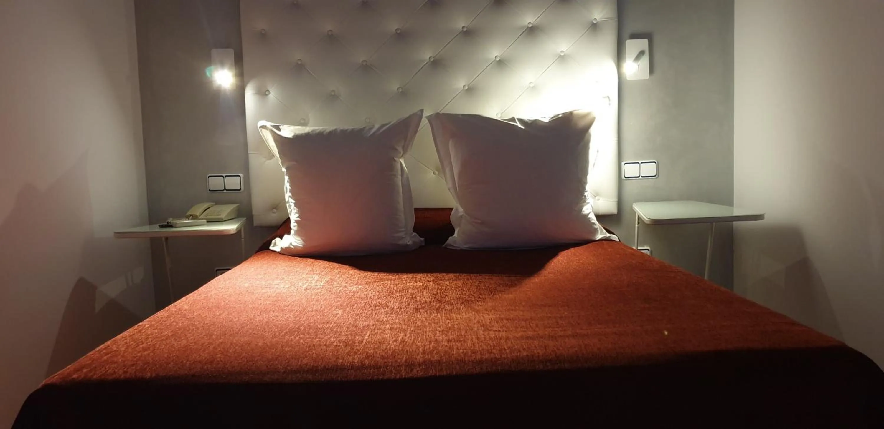 Bed in Hostal Las Fuentes