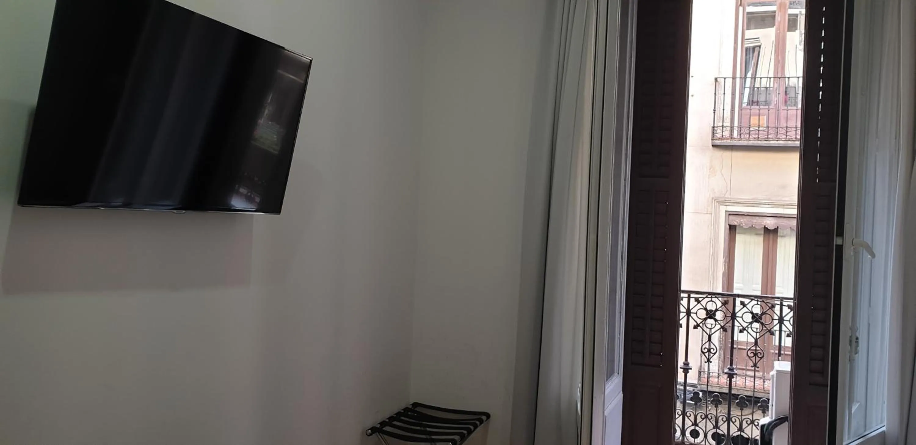 TV and multimedia in Hostal Las Fuentes