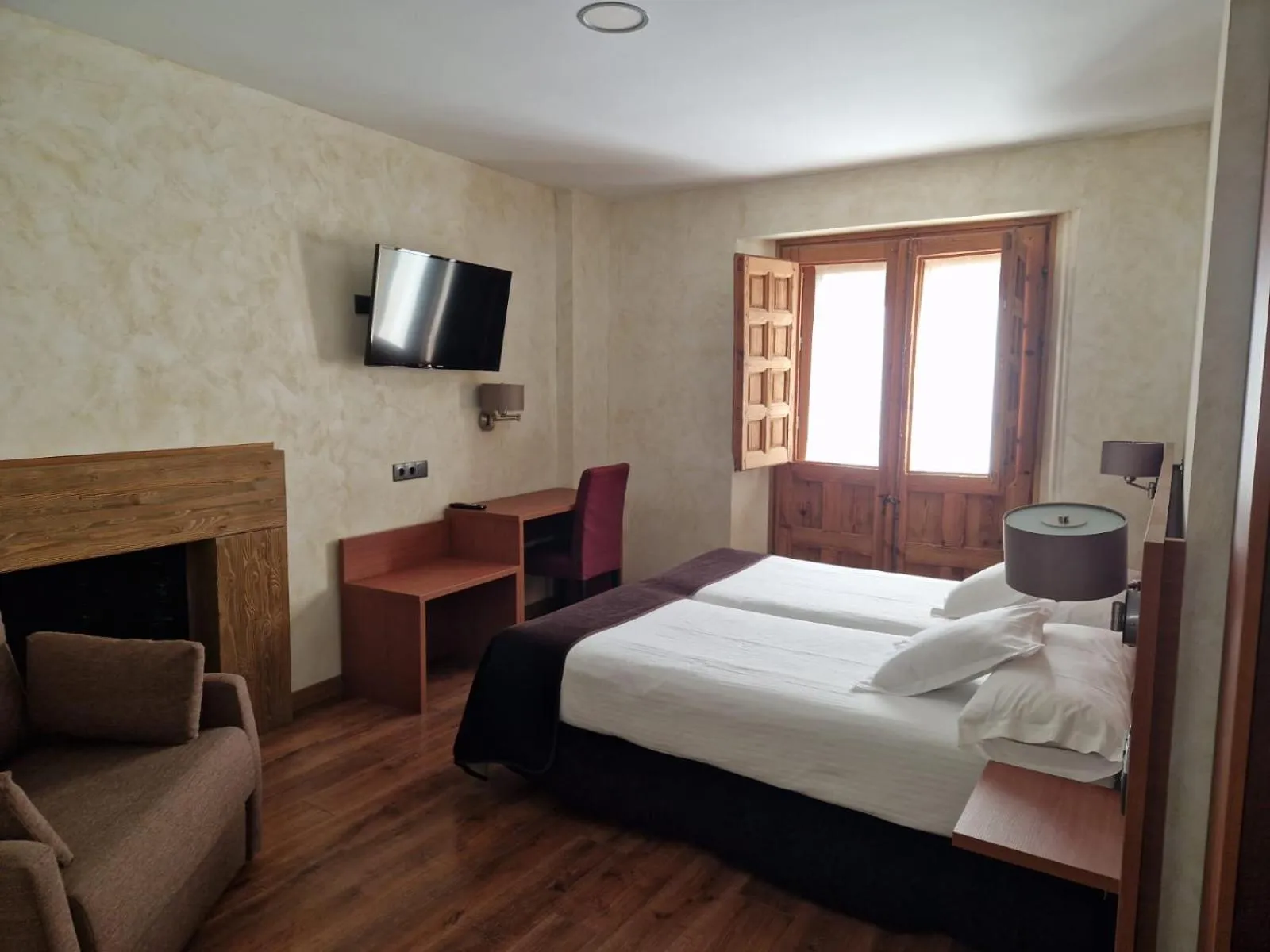 Off site, Bed in Hotel Las Leyendas