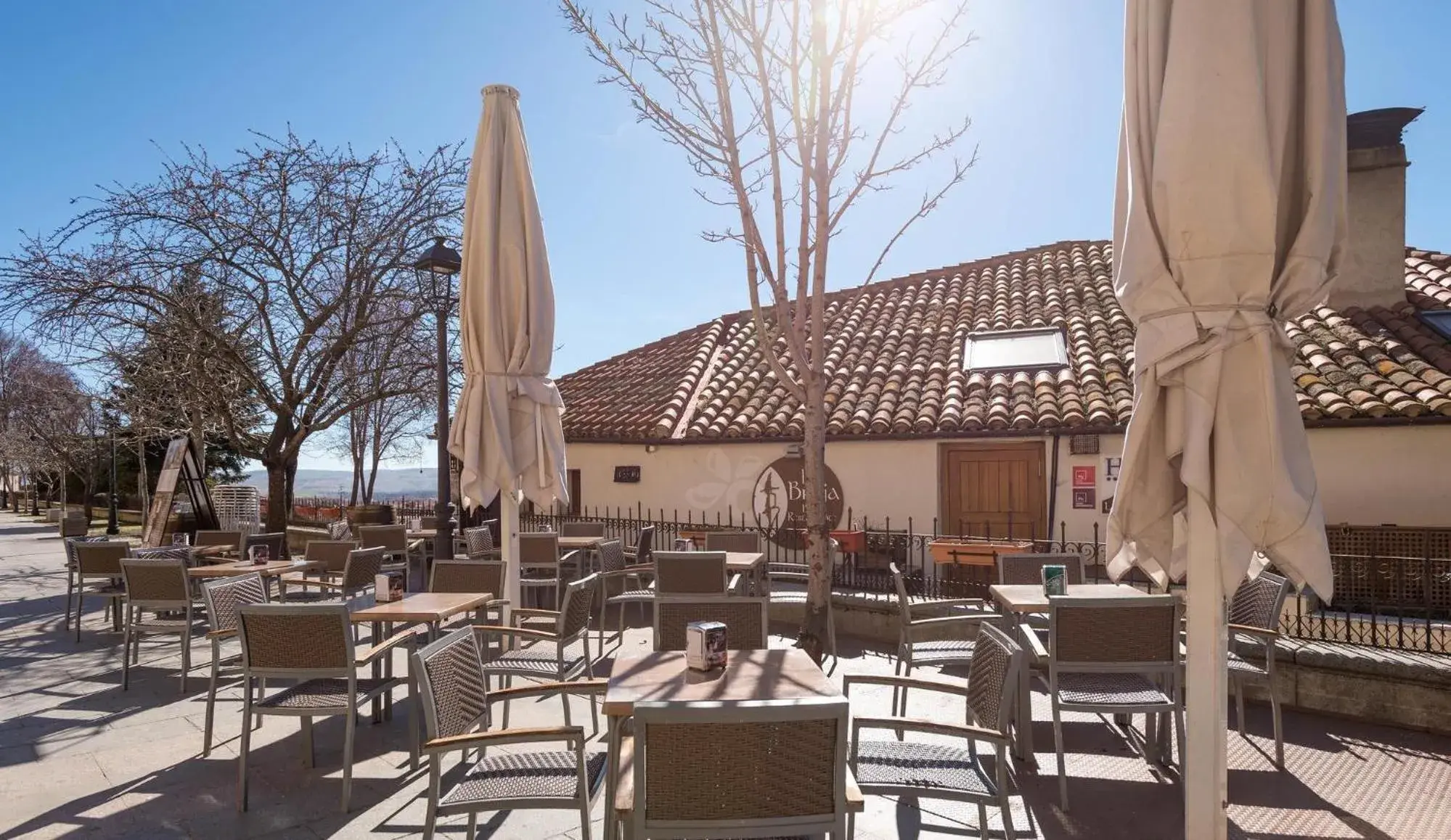 Restaurant/places to eat in Hotel Las Leyendas Restaurant/places to eat in Hotel Las Leyendas