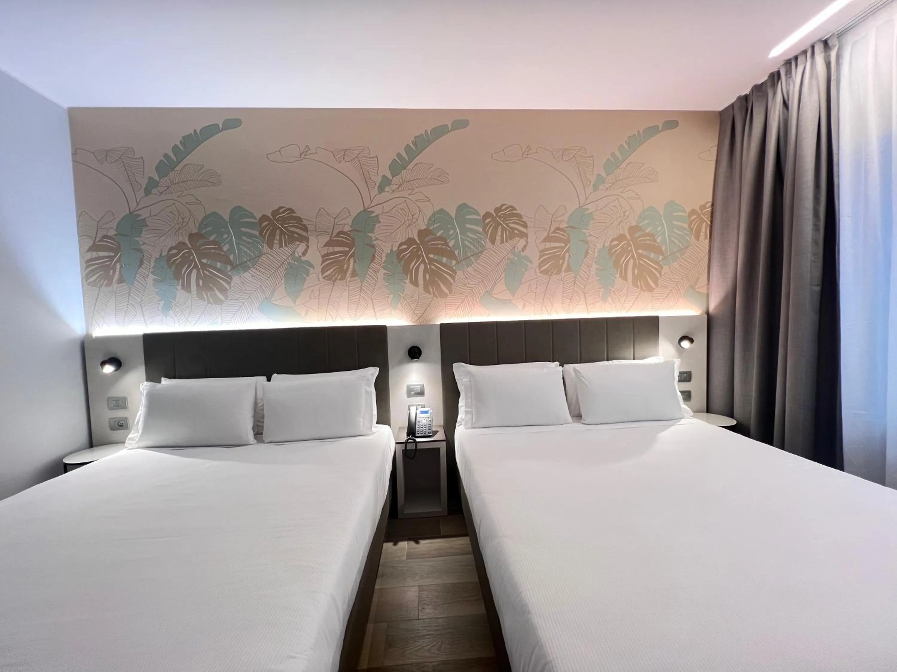 Bedroom, Bed in IH Hotels Milano Centrale