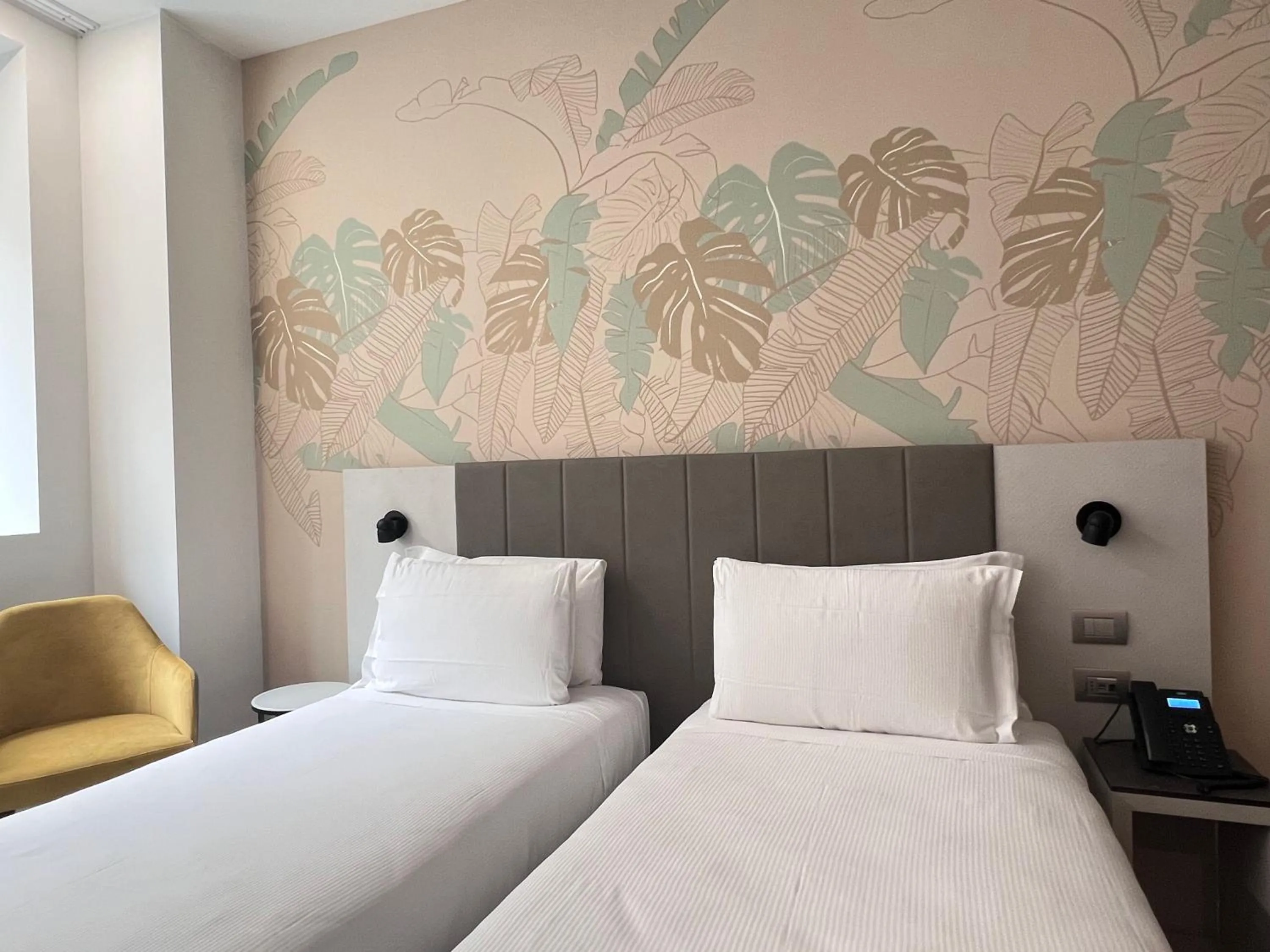 Bedroom, Bed in IH Hotels Milano Centrale