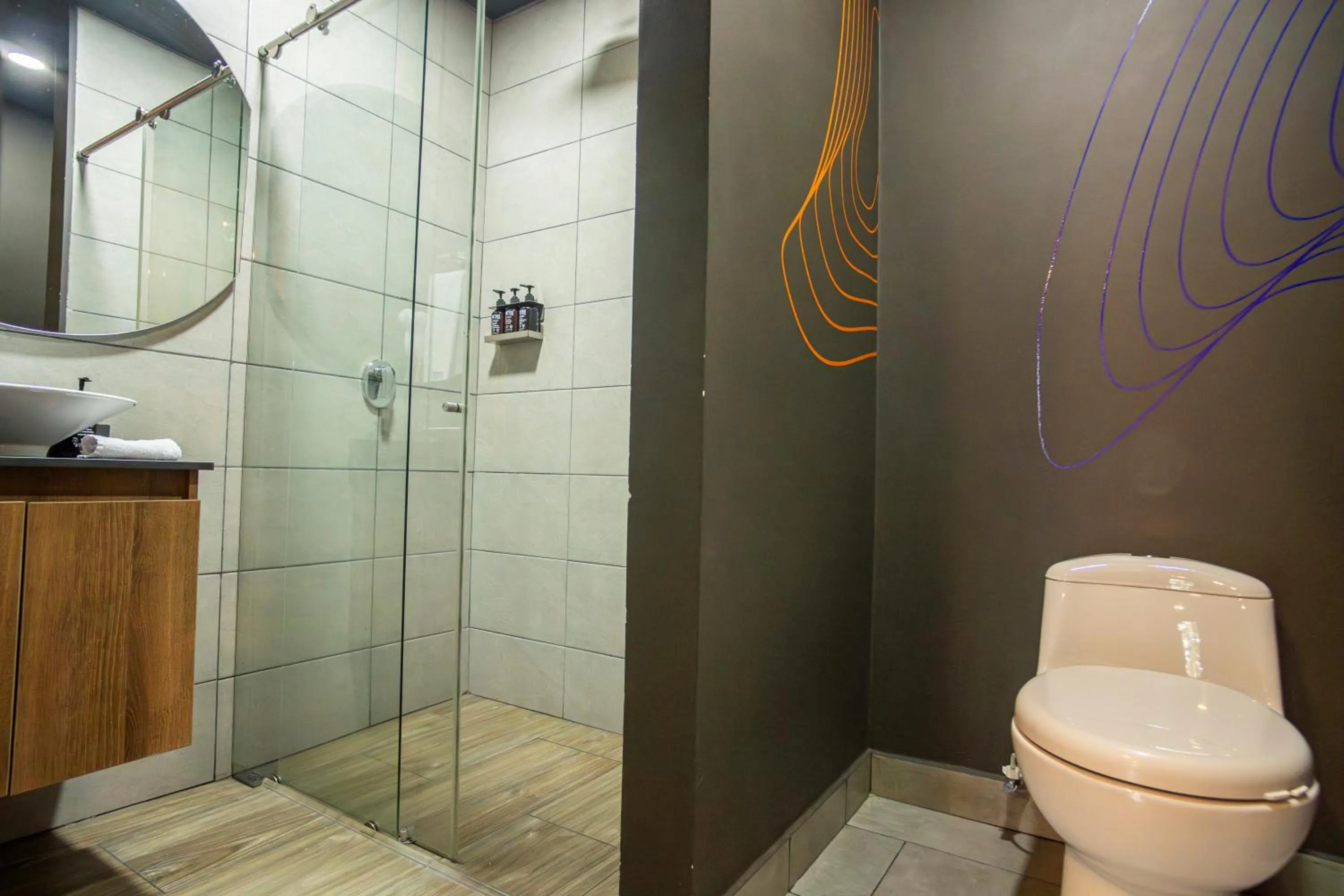 Toilet in Los Patios Cool Living