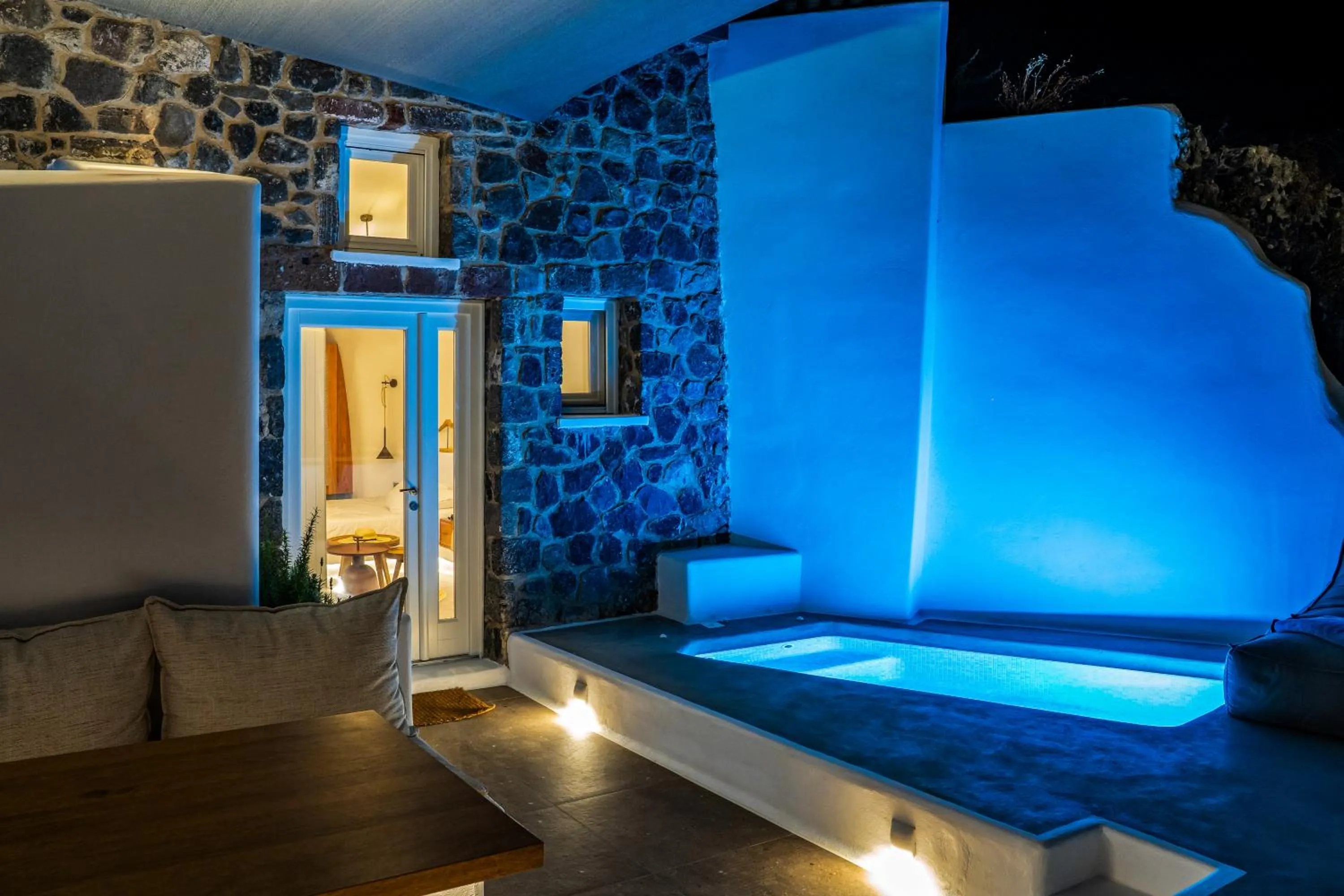 Night in Victoria Caves