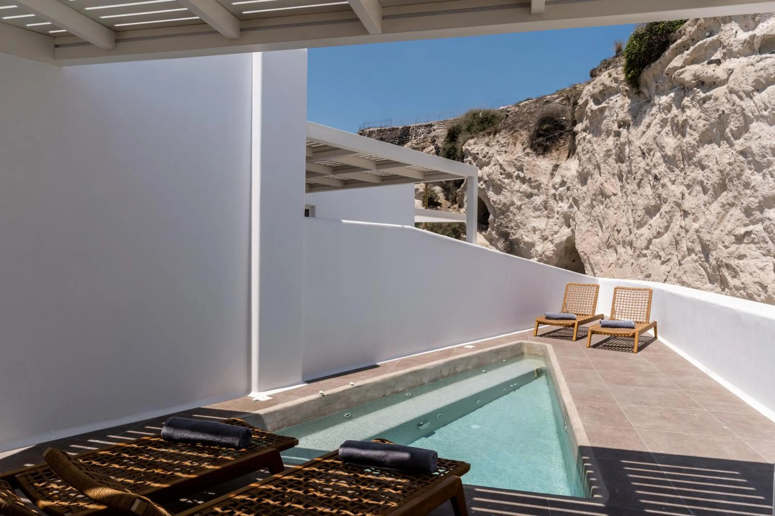 Swimming pool in Victoria Caves