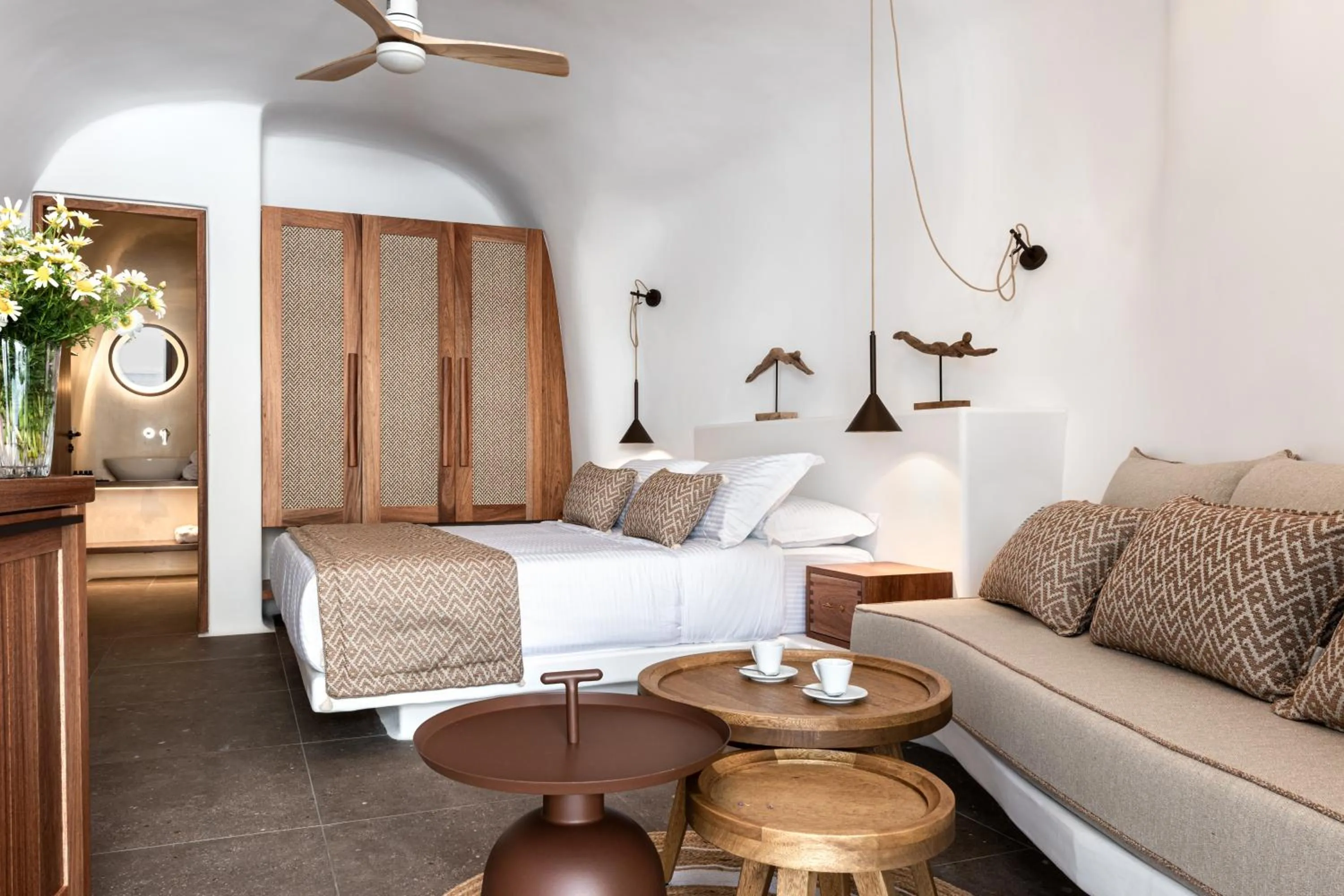 Bedroom, Bed in Victoria Caves