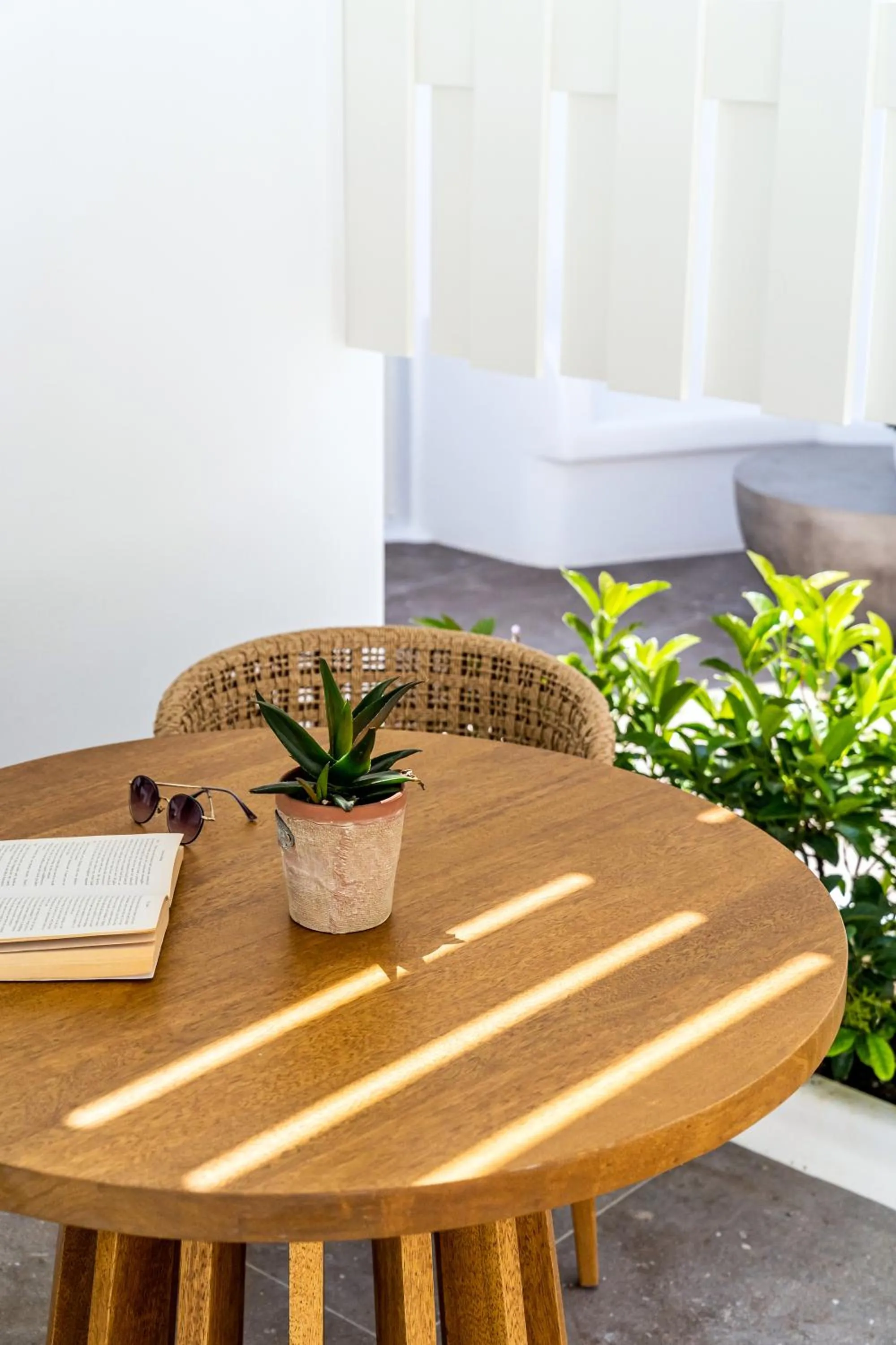 Seating area in Victoria Caves
