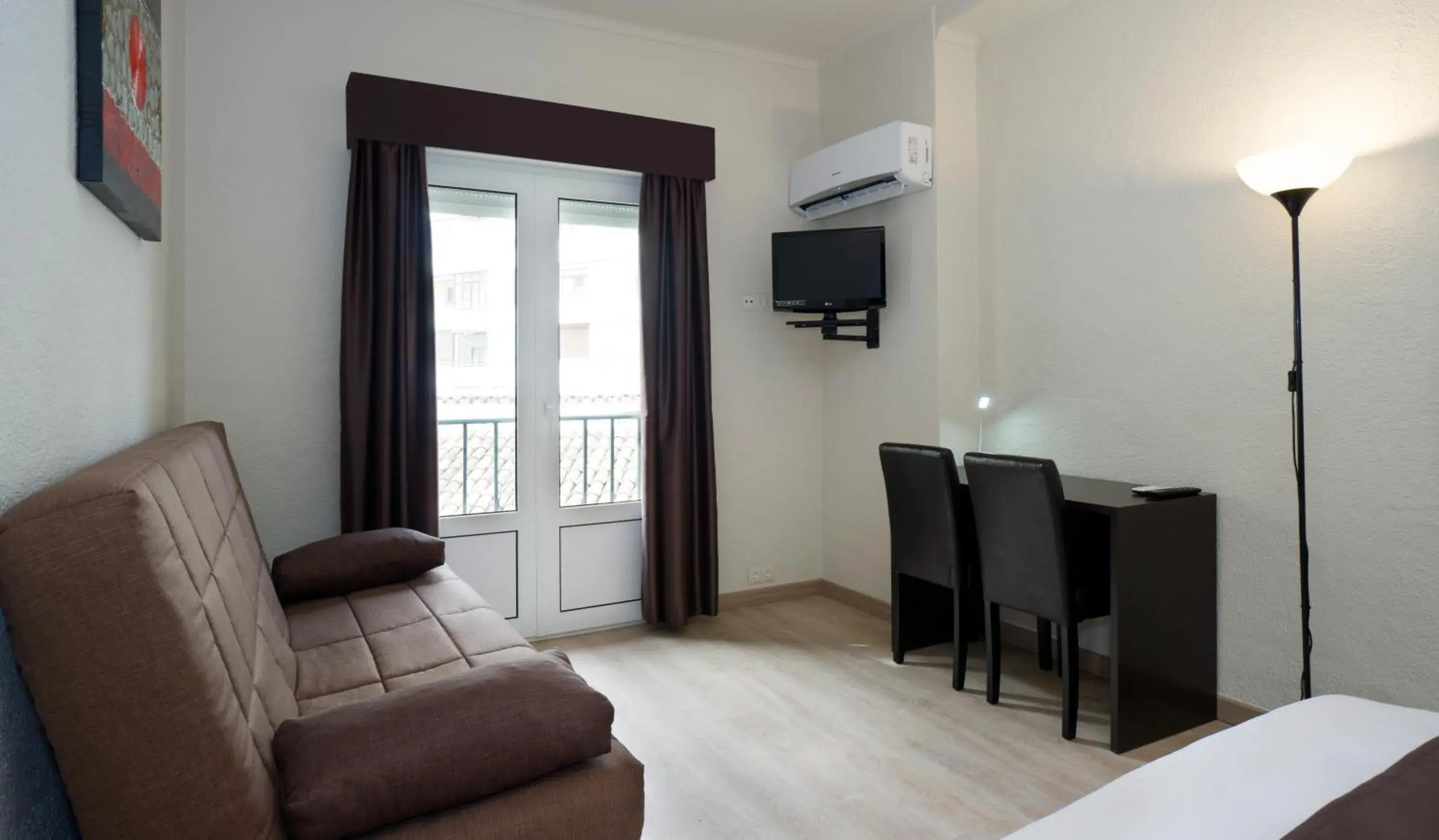 Triple Room in Hotel El Pozo Triple Room in Hotel El Pozo