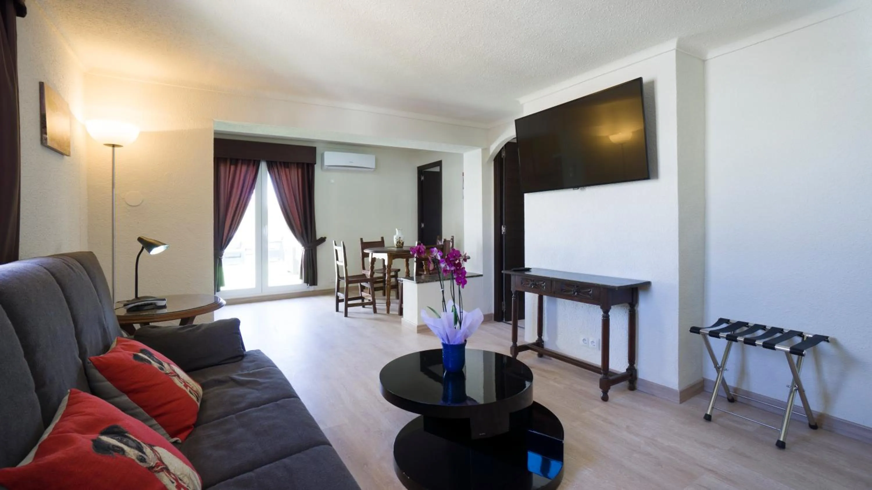 Bed in Hotel El Pozo