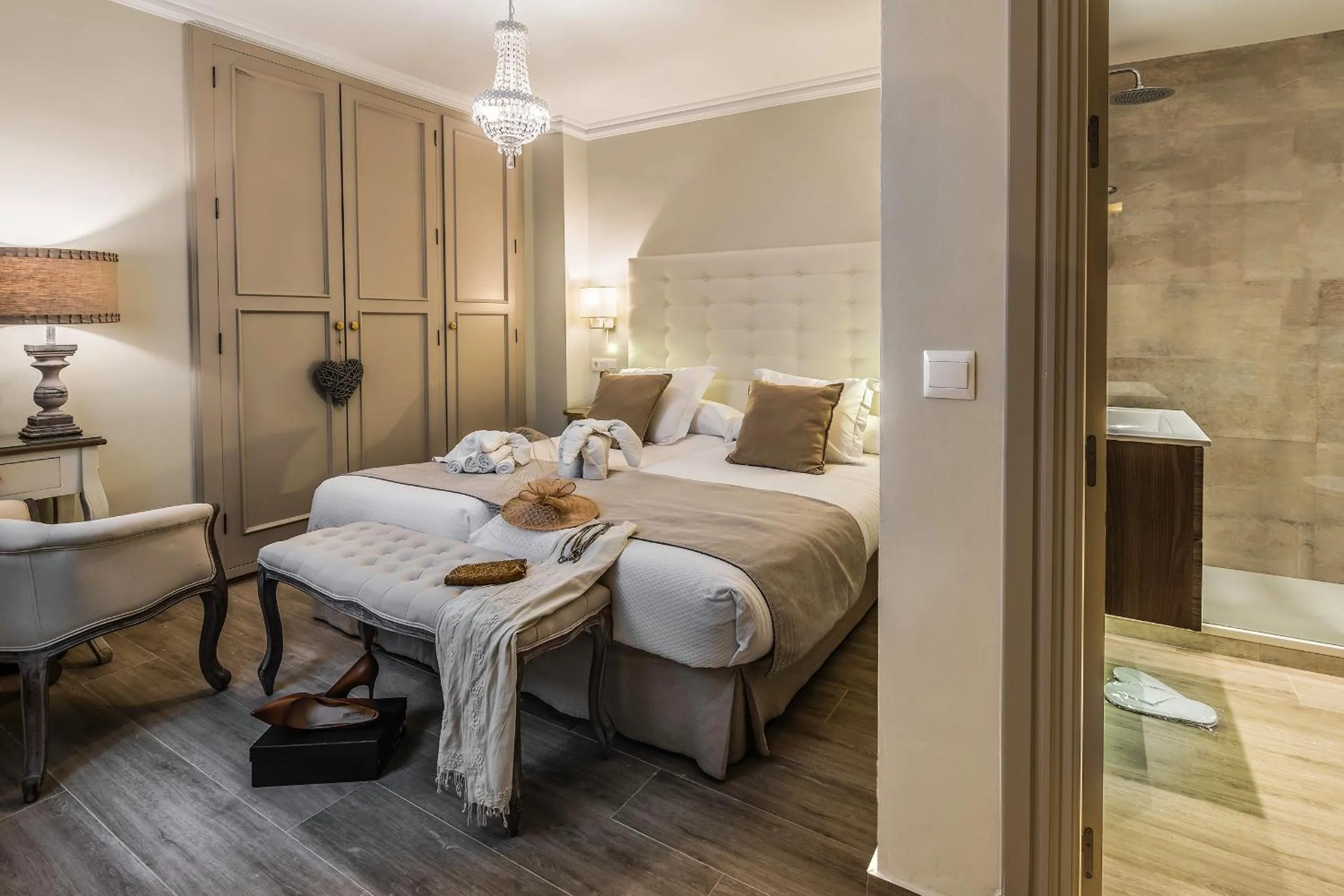 Superior Double or Twin Room in Hostal Boutique Plaza Cantarero