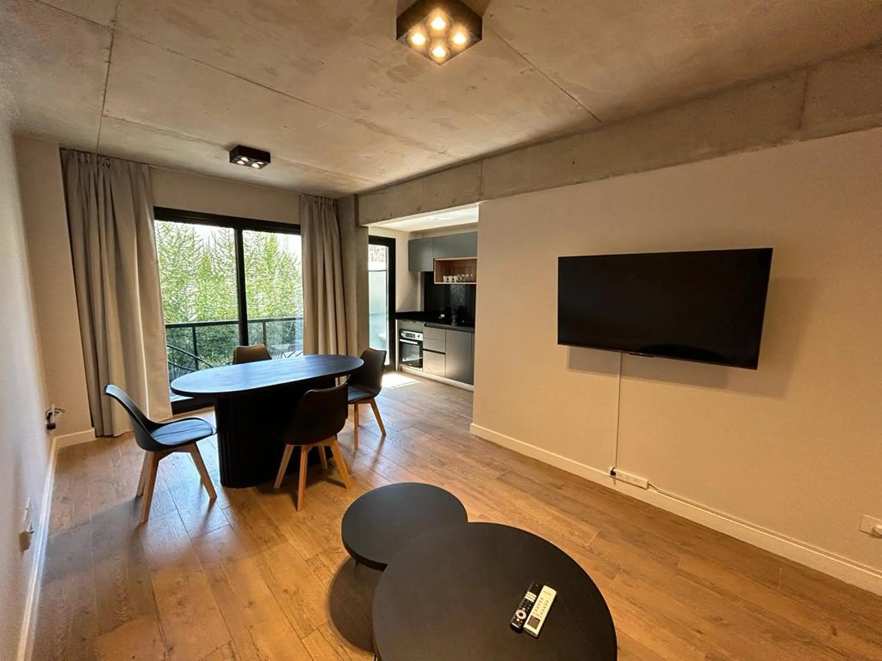 TV and multimedia in Live Soho Boutique Apartments Palermo Hollywood