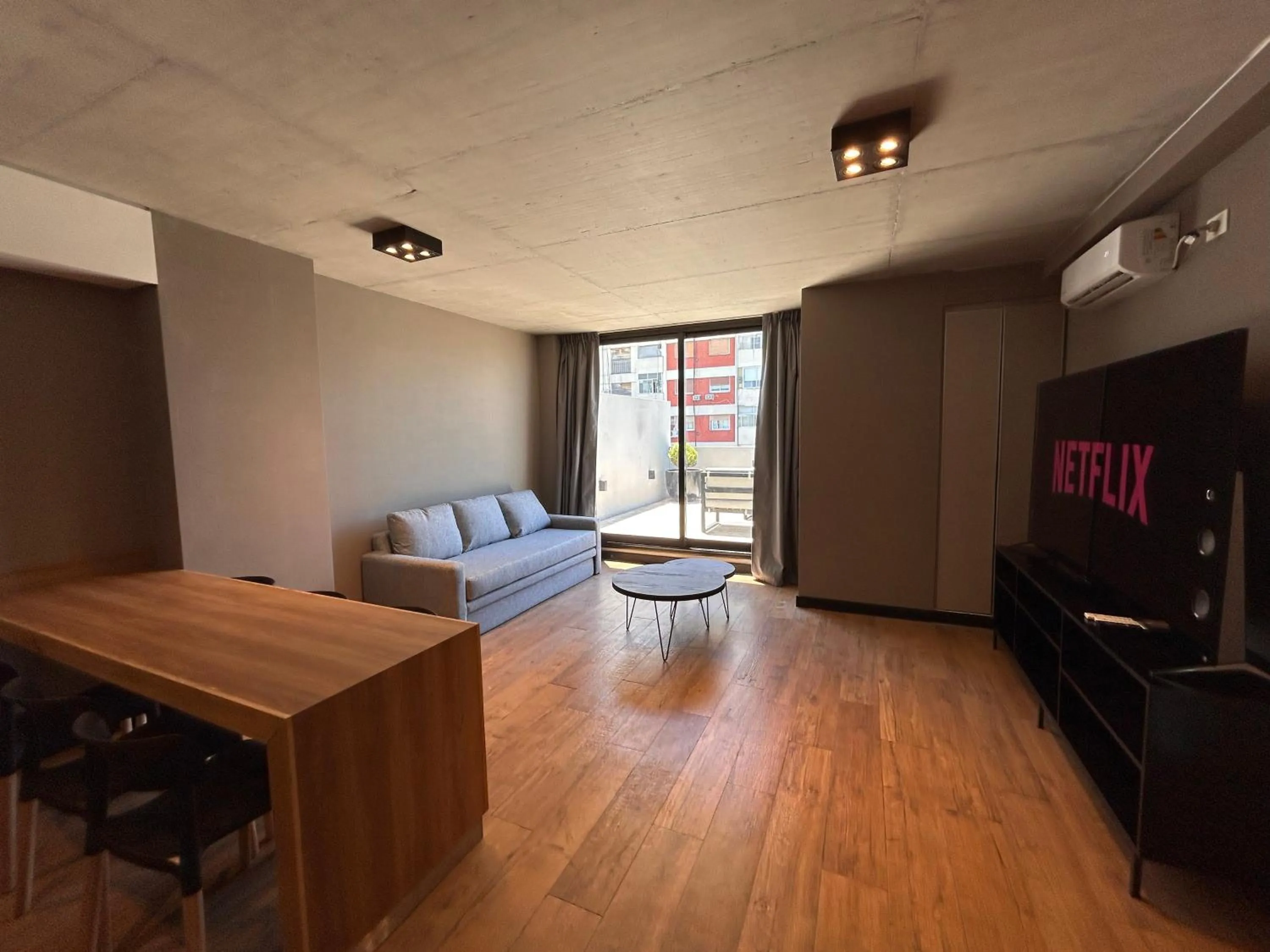 TV and multimedia in Live Soho Boutique Apartments Palermo Hollywood