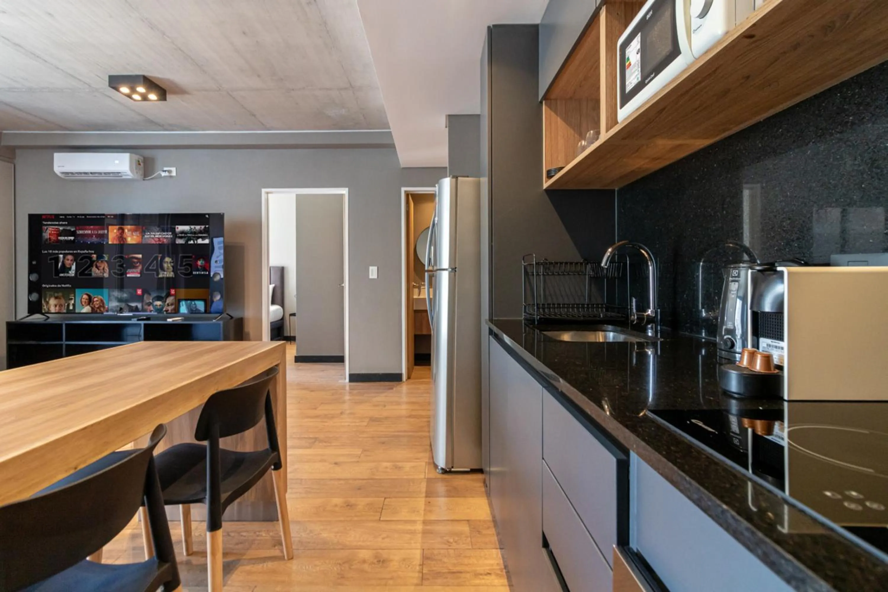 Coffee/tea facilities in Live Soho Boutique Apartments Palermo Hollywood