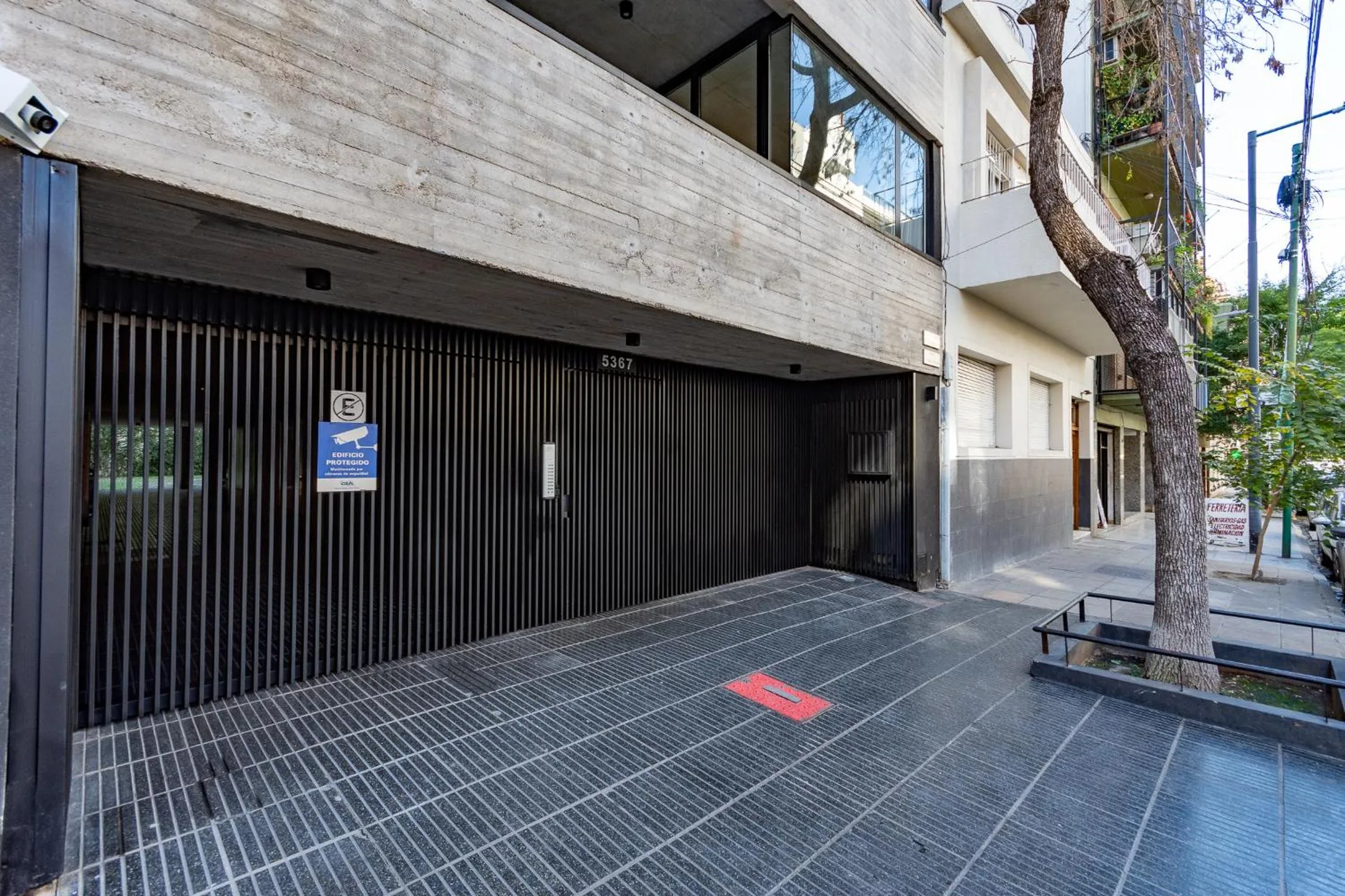 Property building in Live Soho Boutique Apartments Palermo Hollywood