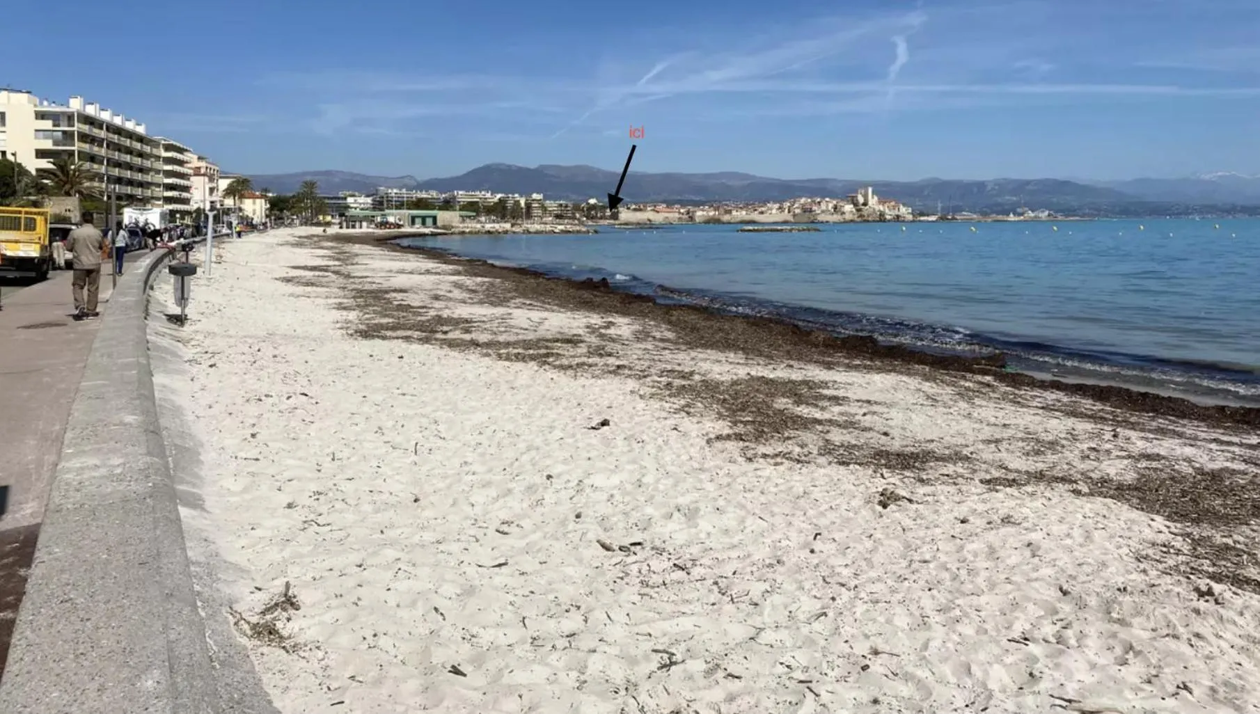 On site in Vue mer et remparts. Entre vieille ville et plages