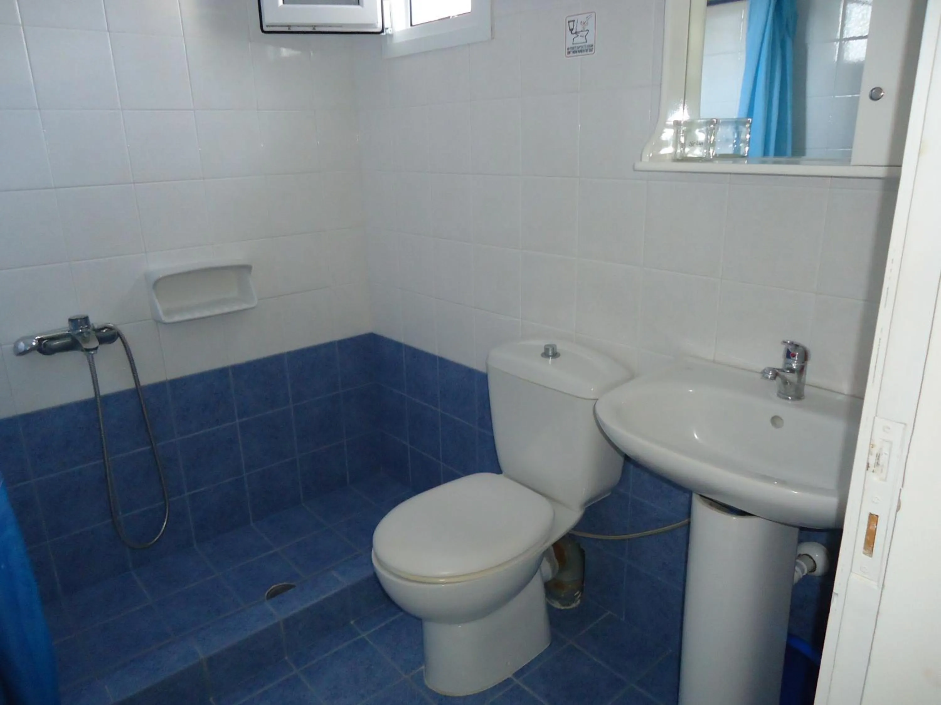 Bathroom in Colosseo Star