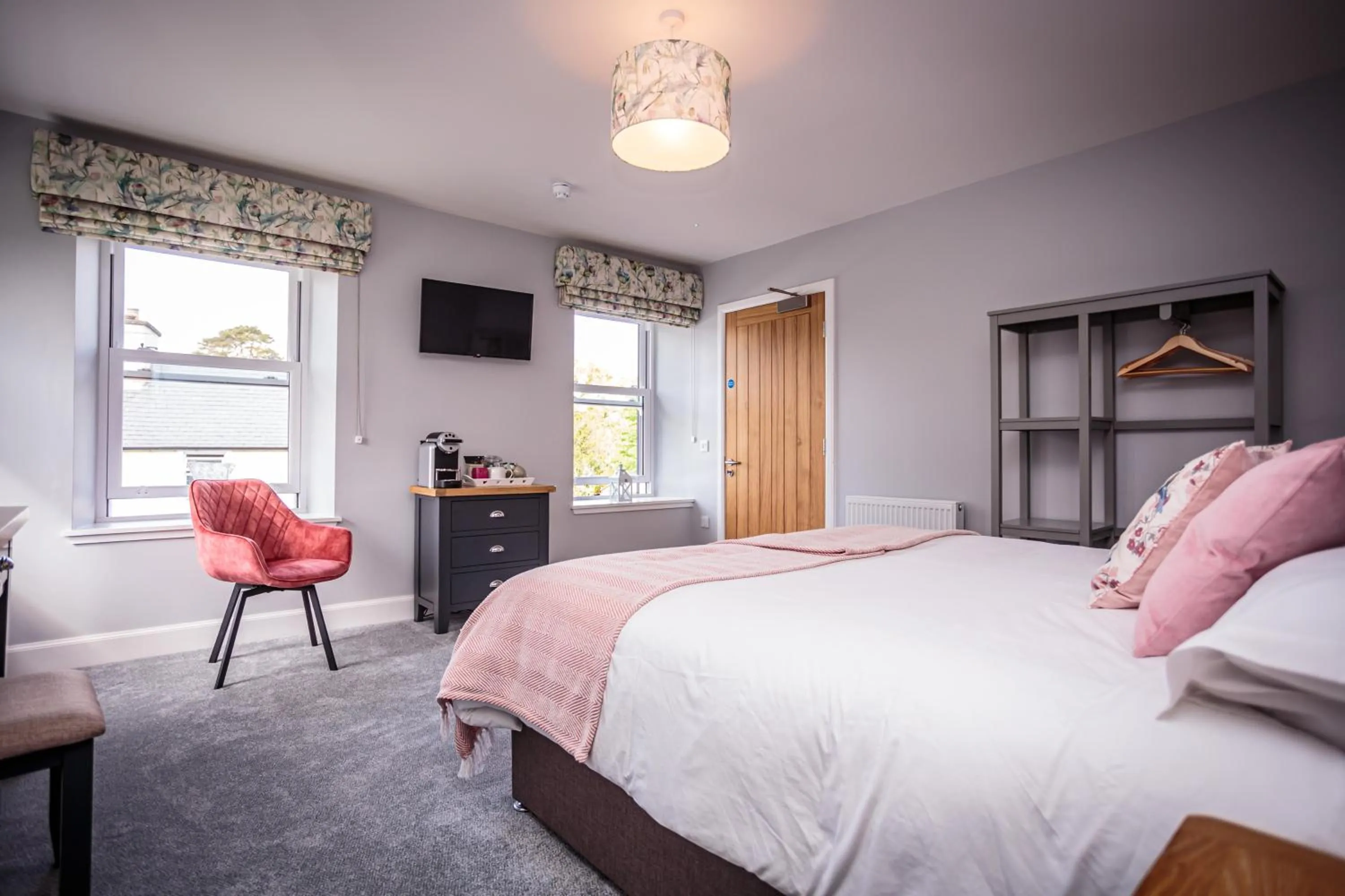 Bed in The Kenmuir Arms Hotel