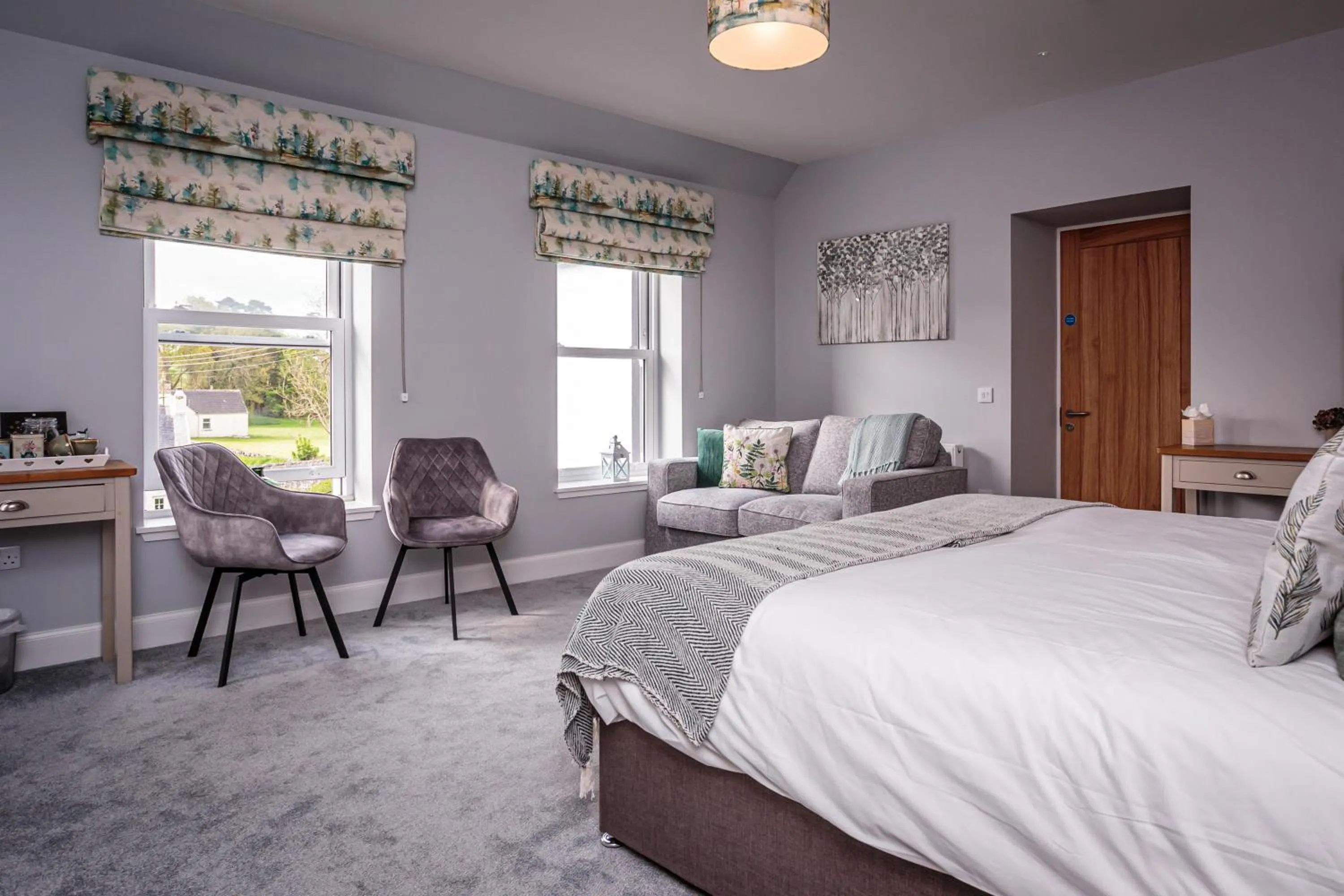 Bed in The Kenmuir Arms Hotel