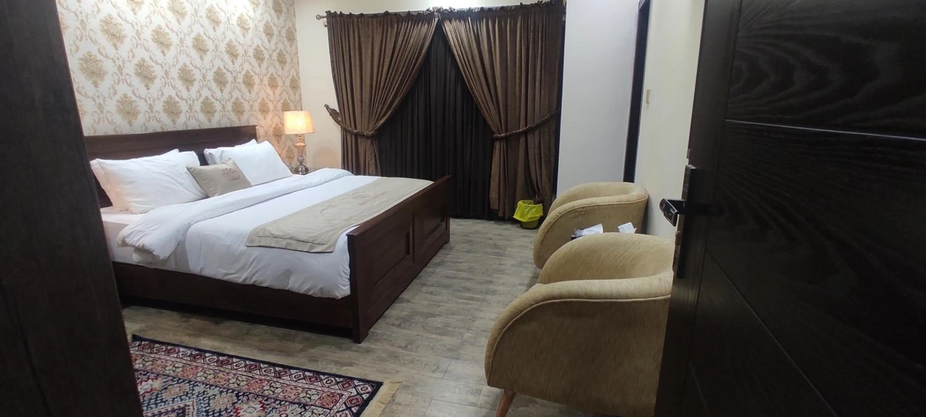 Bed in Hotel Daffodils