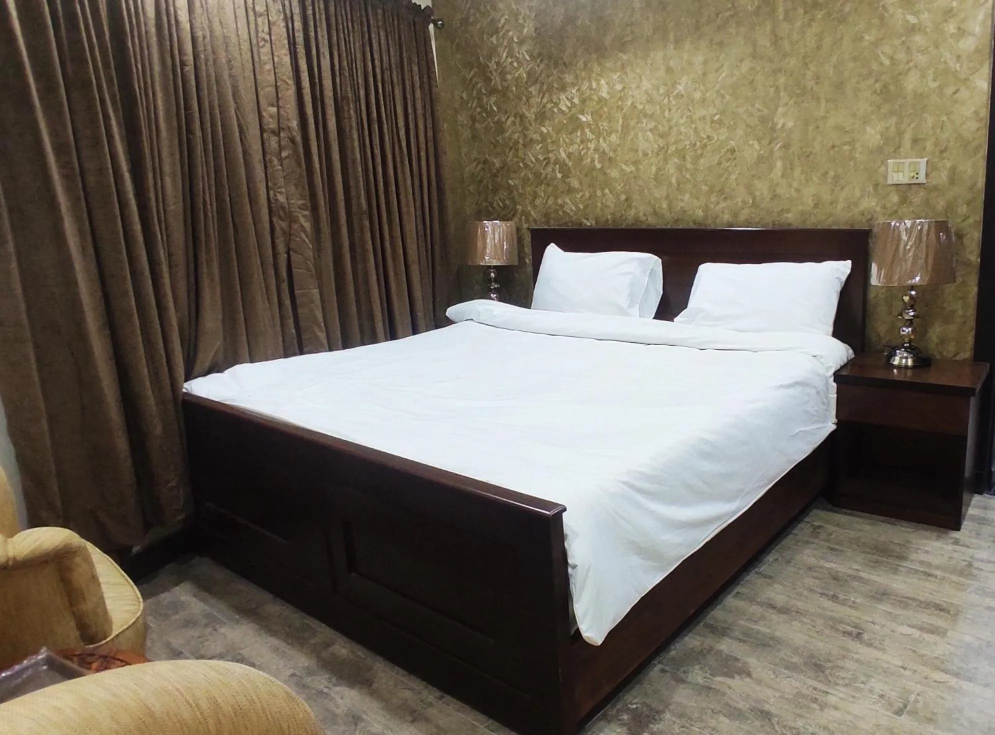 Bed in Hotel Daffodils