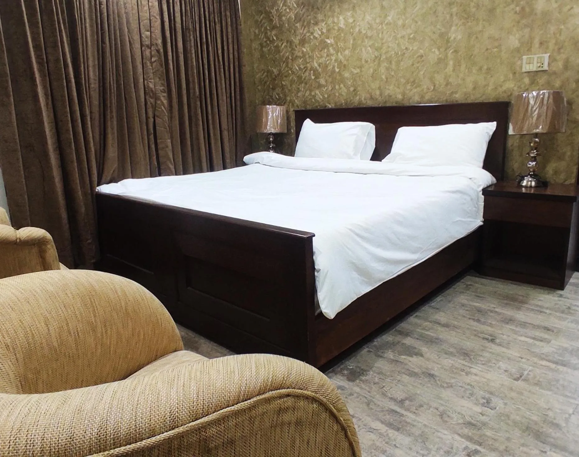 Bed in Hotel Daffodils