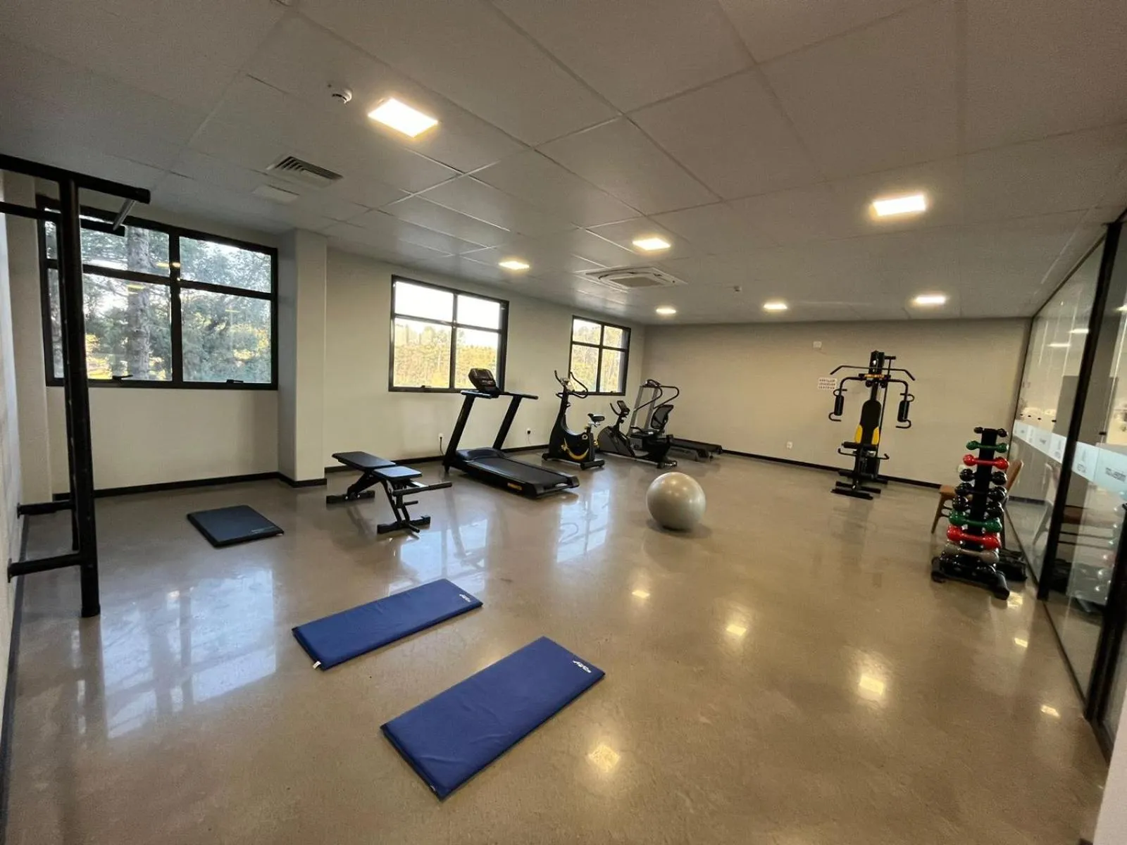 Fitness centre/facilities in Tri Hotel Antônio Prado