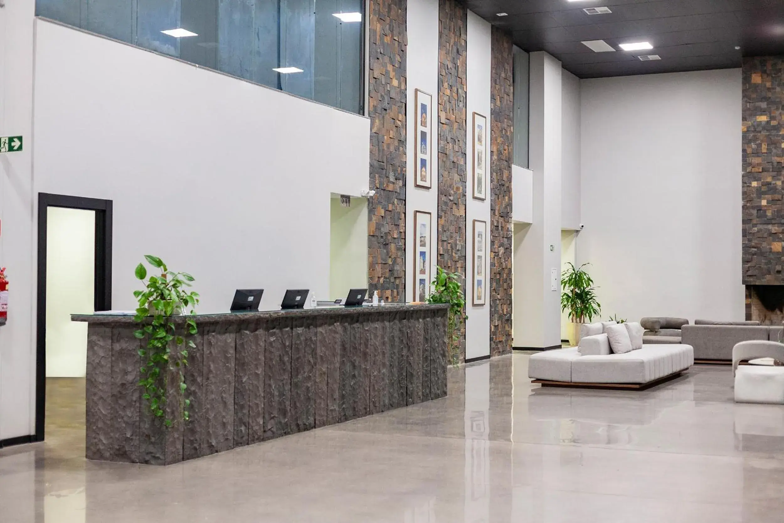 Lobby or reception in Tri Hotel Antônio Prado Lobby or reception in Tri Hotel Antônio Prado