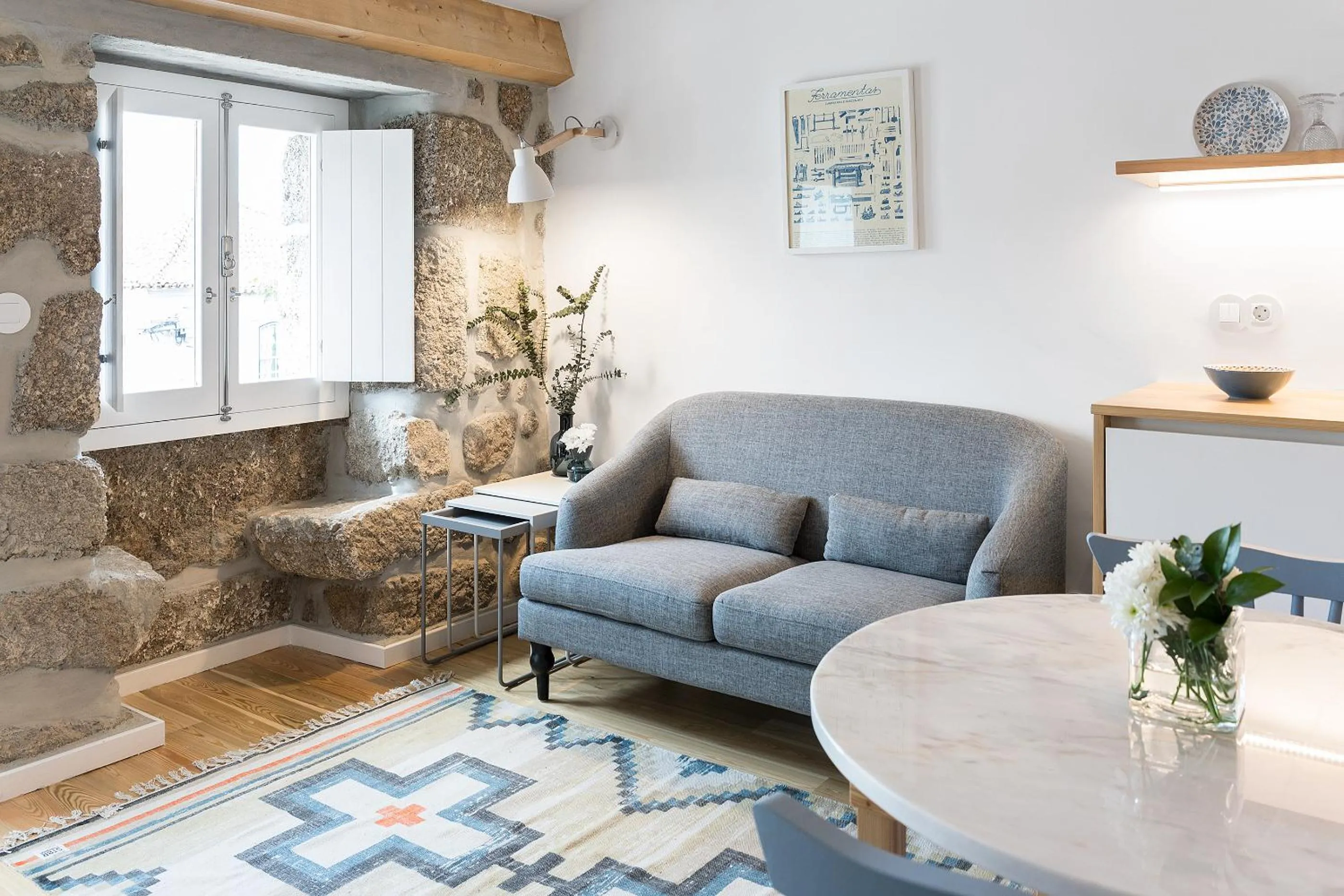 Living room in Casas Rossio by Casas com Estória Boutique Houses