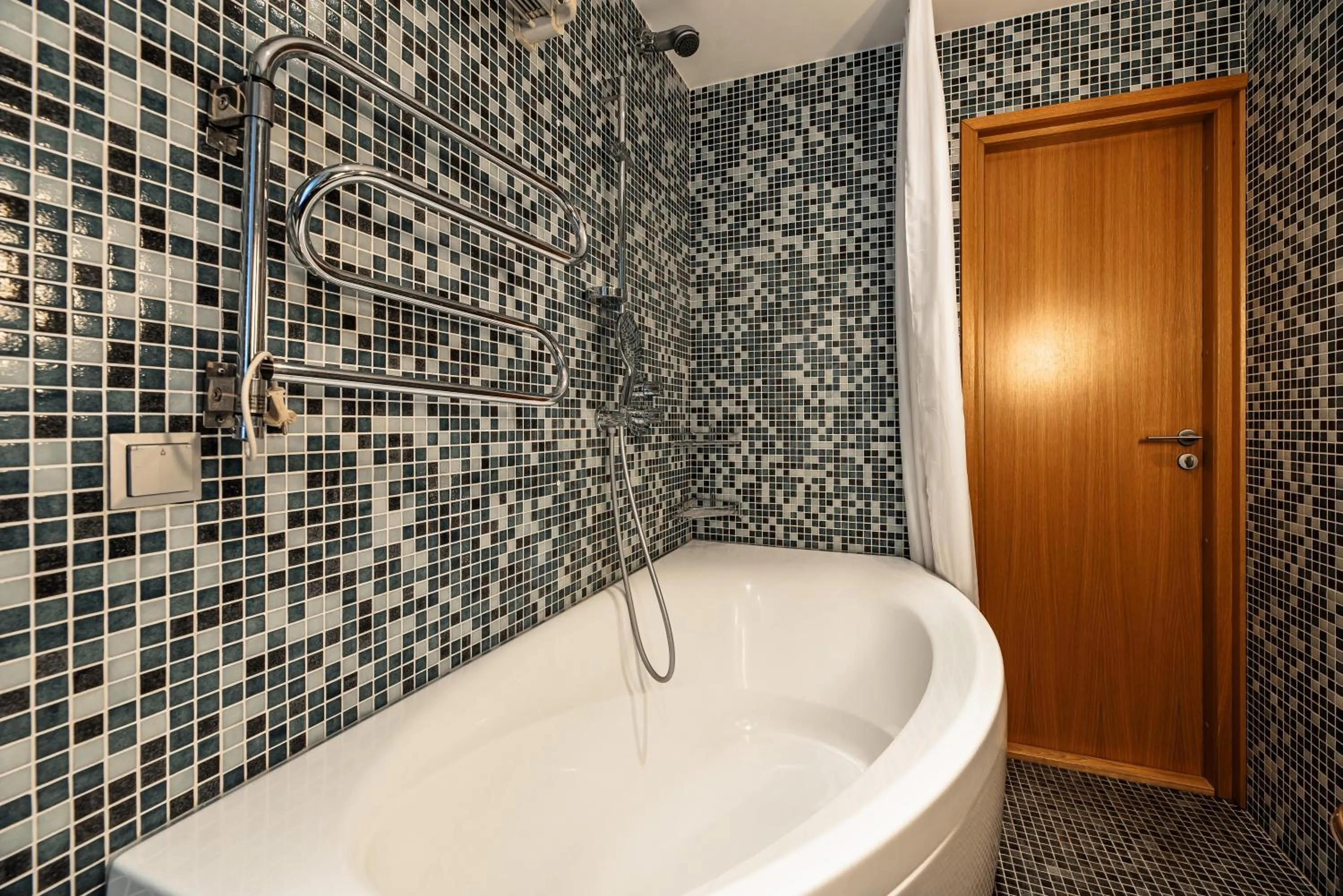 Bathroom in AirHome - Golden Fish