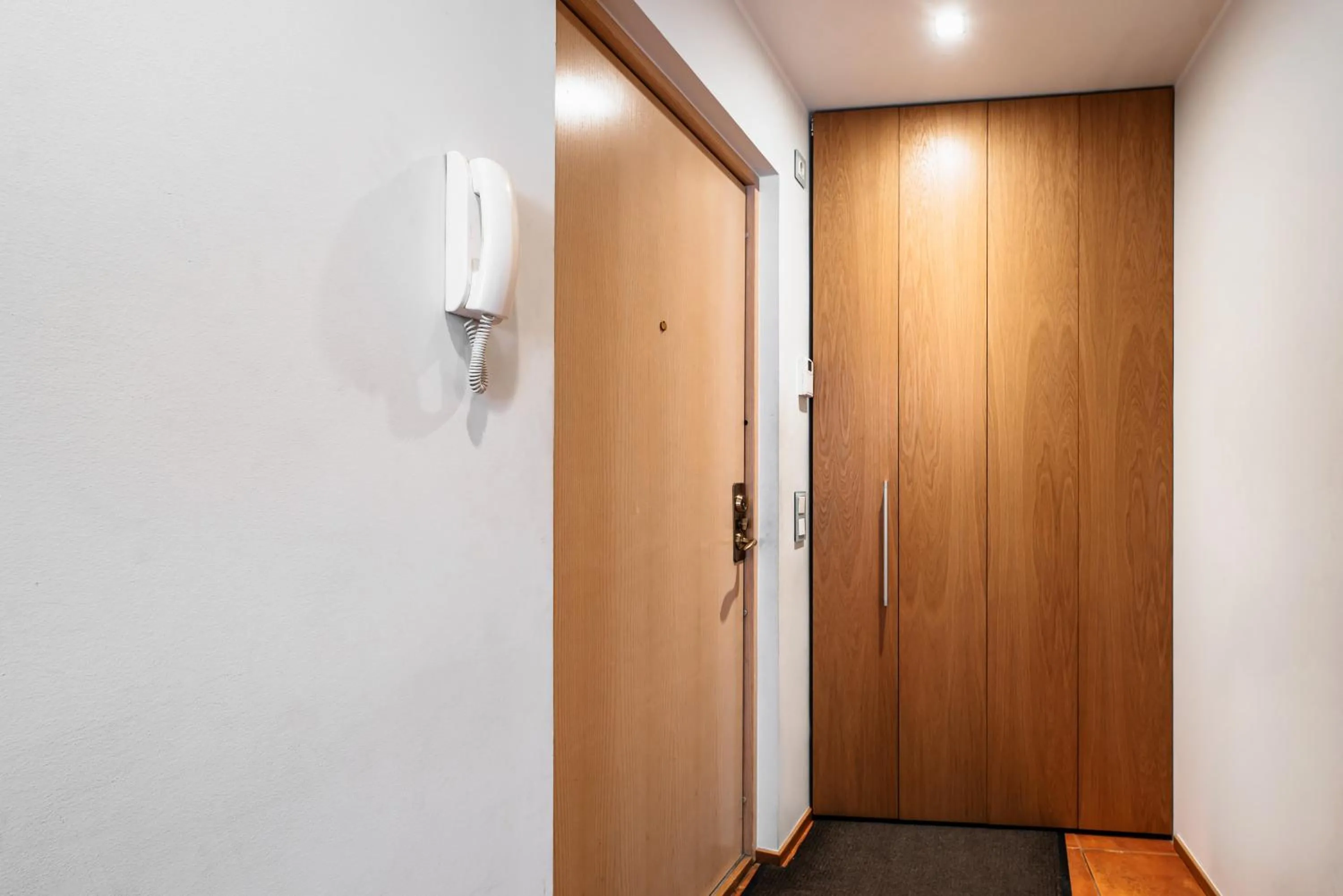 wardrobe in AirHome - Golden Fish