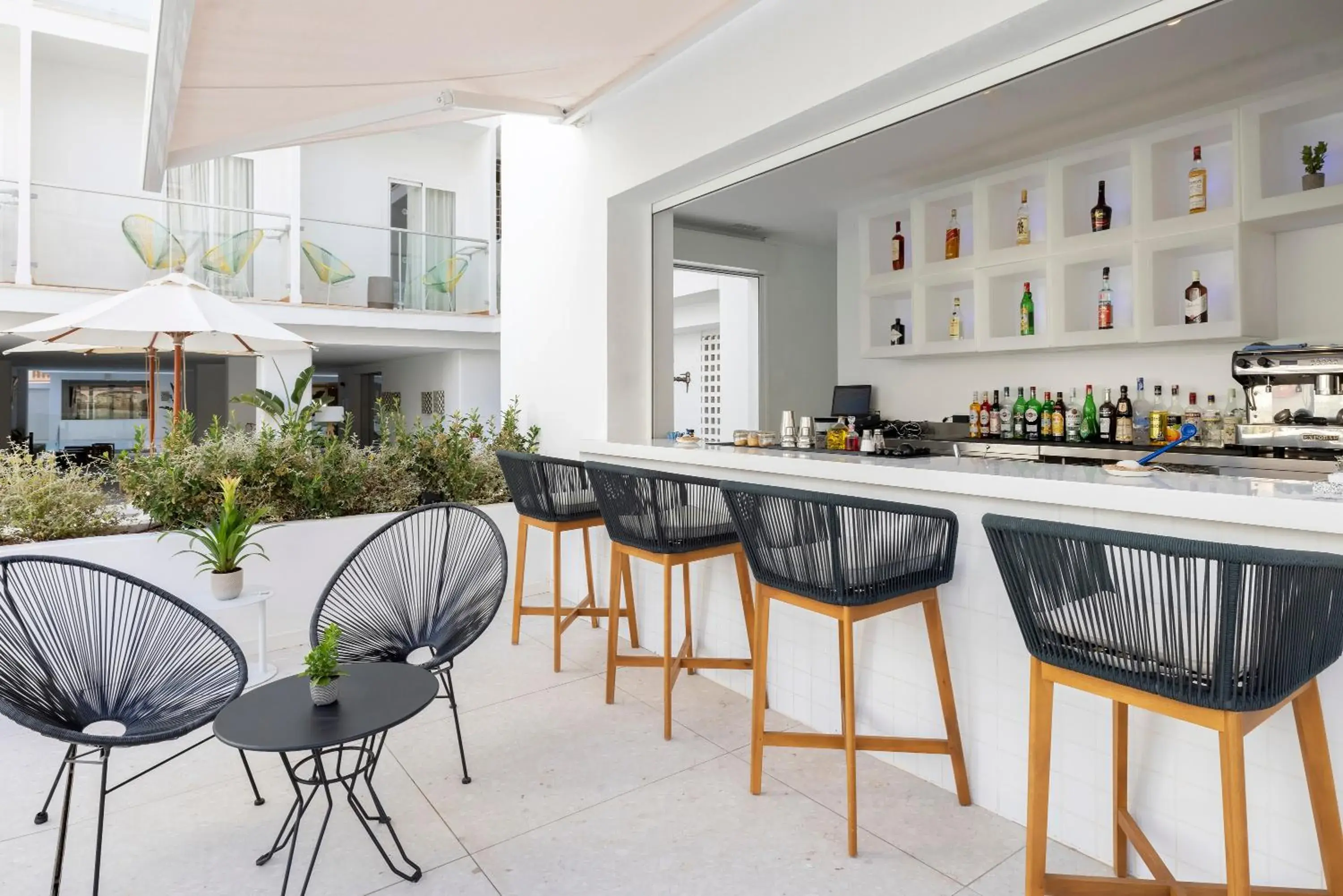 Lounge or bar in HM Dunas Blancas Lounge or bar in HM Dunas Blancas