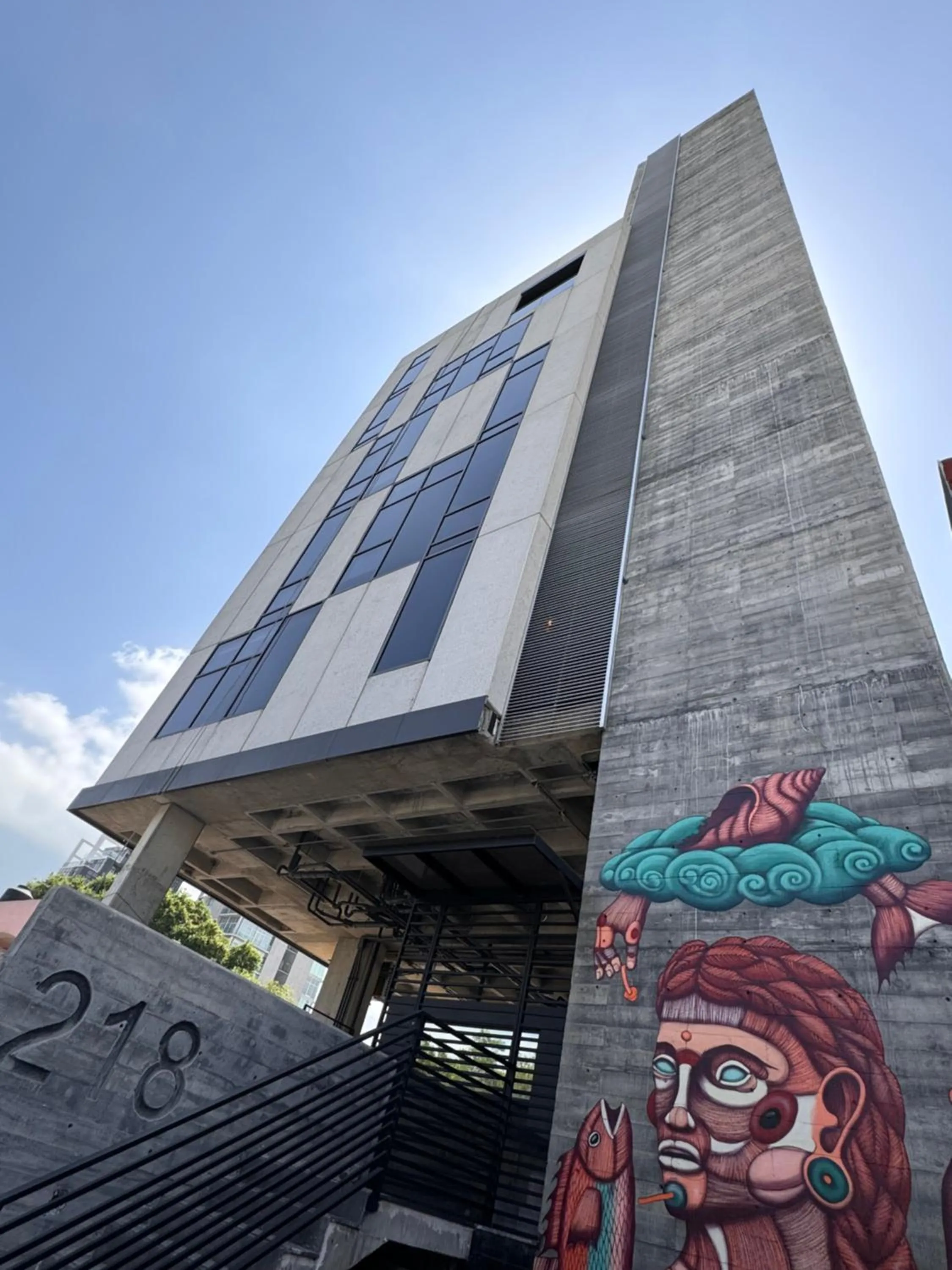 Property building in AMAE21 Lofts