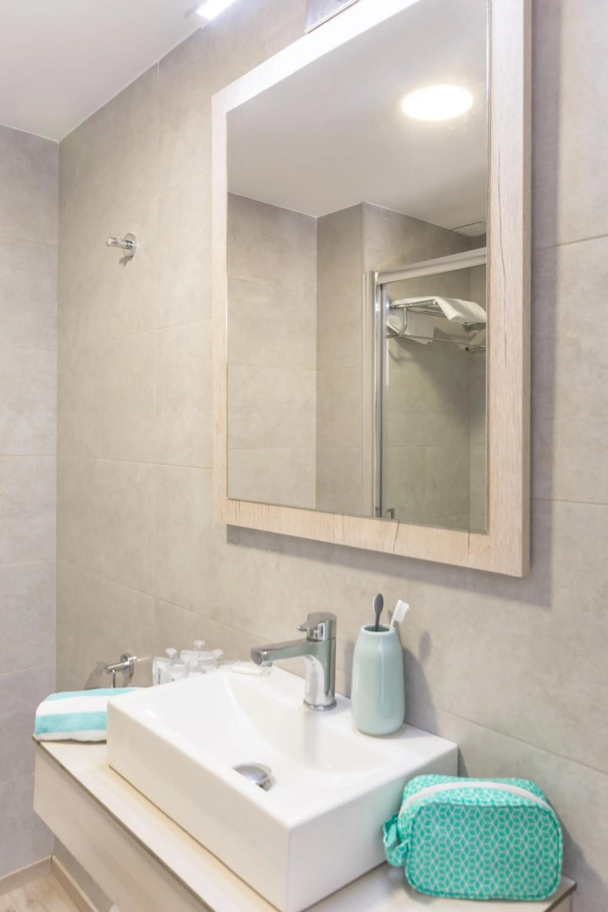 Bathroom in Hotel Salou Beach Family Rentalmar