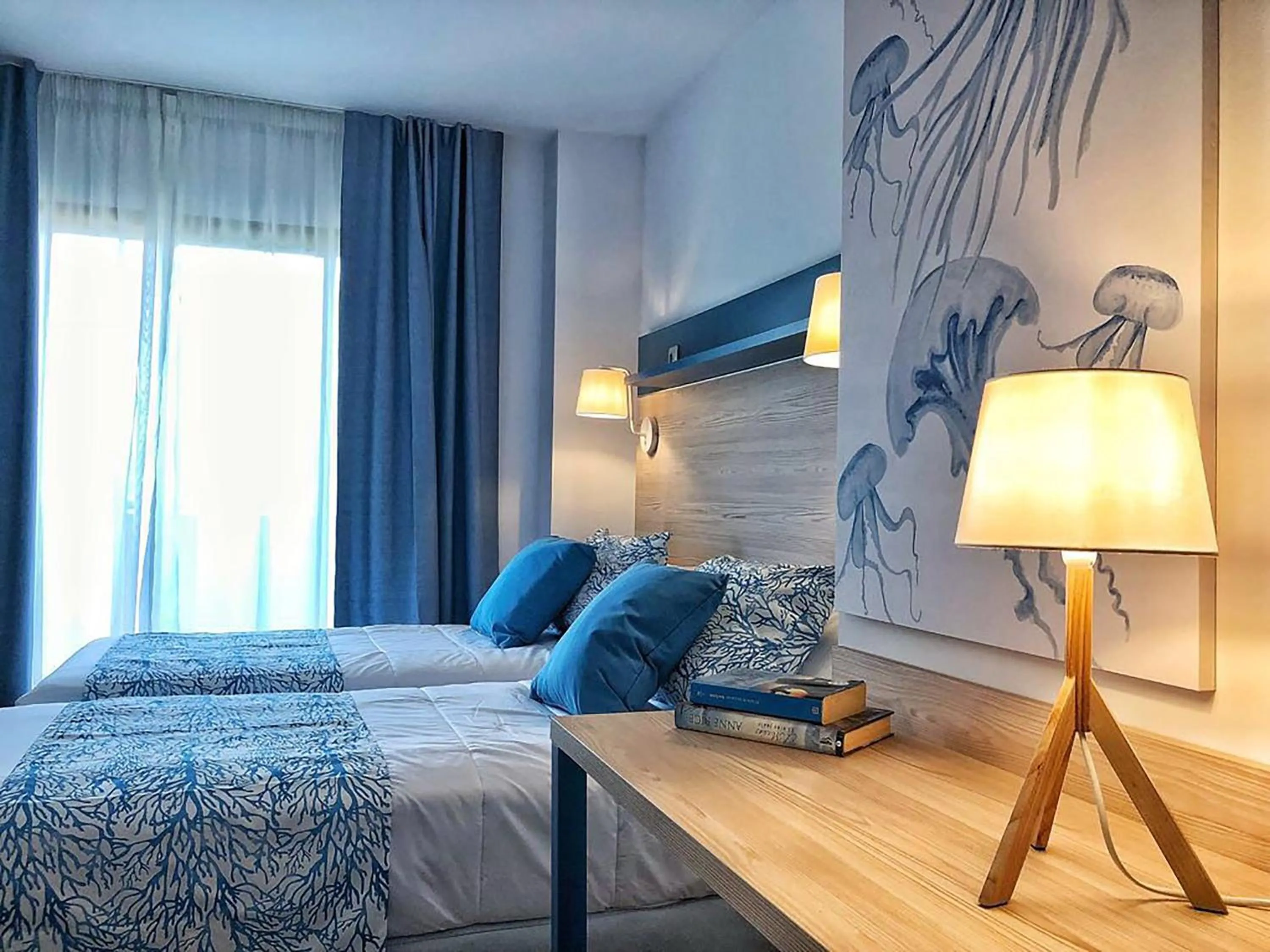 Bed in Hotel Salou Beach Family Rentalmar